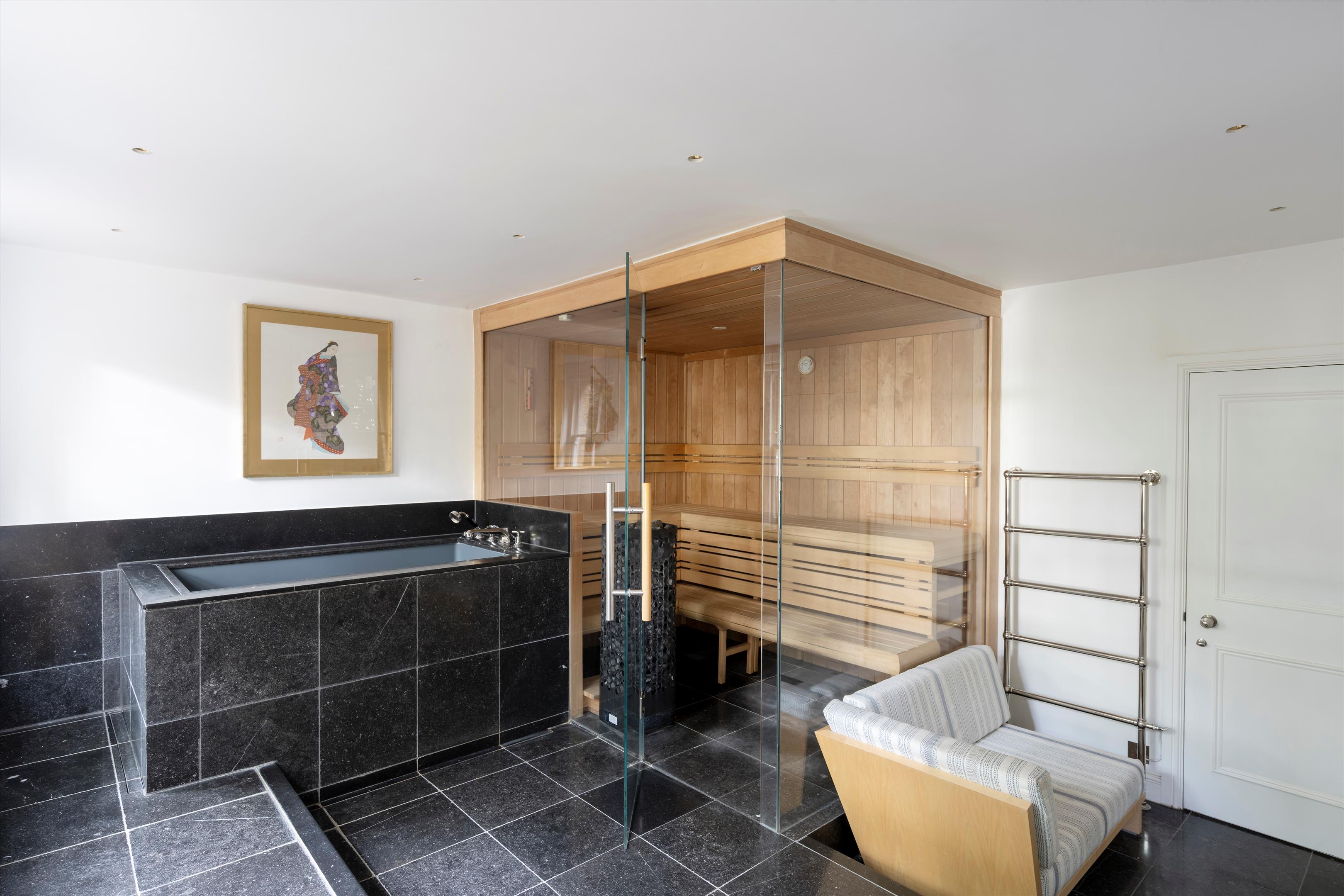 St Petersburgh Place, London, W2