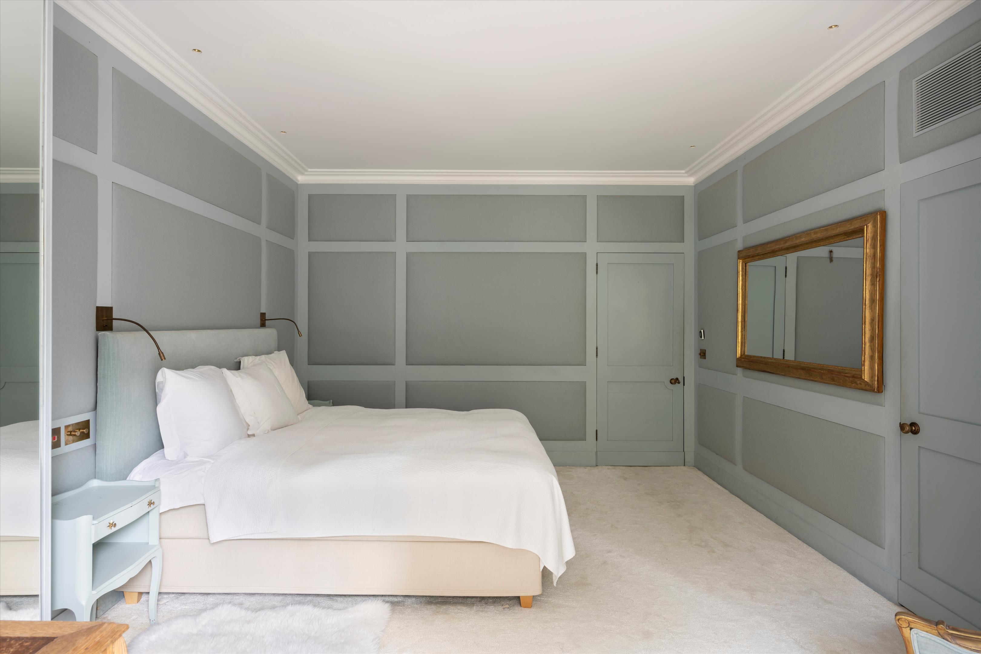 St Petersburgh Place, London, W2