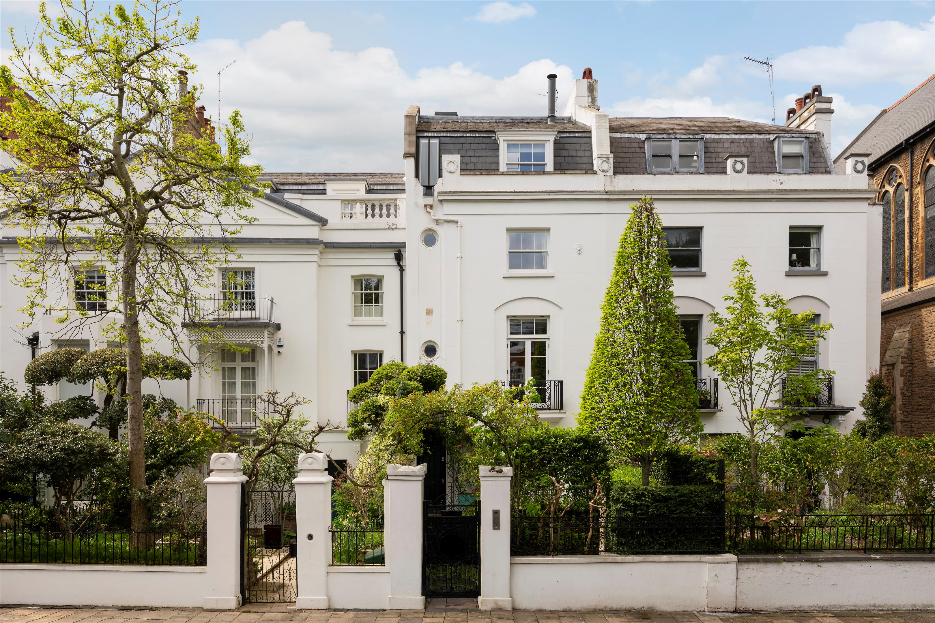 St Petersburgh Place, London, W2