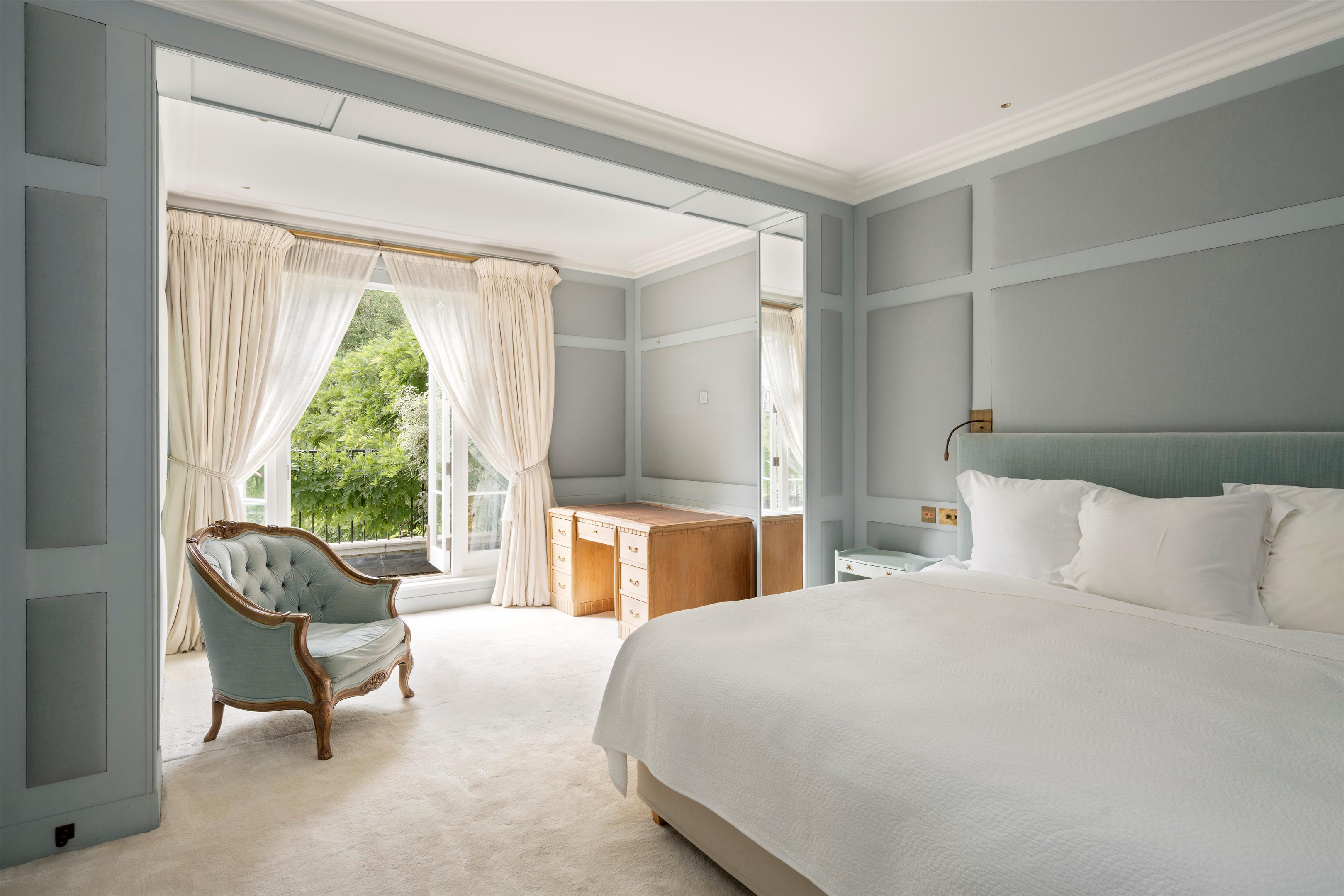St Petersburgh Place, London, W2