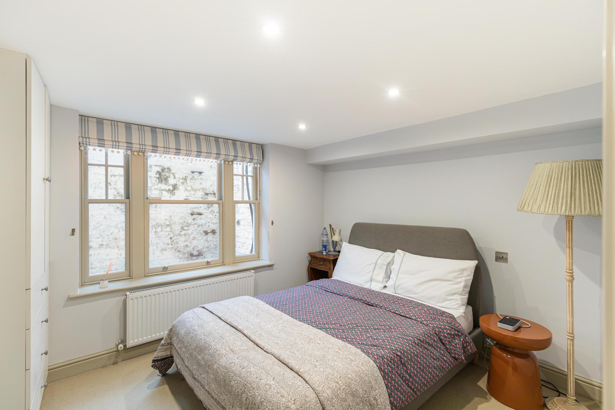 Bovingdon Road, London SW6