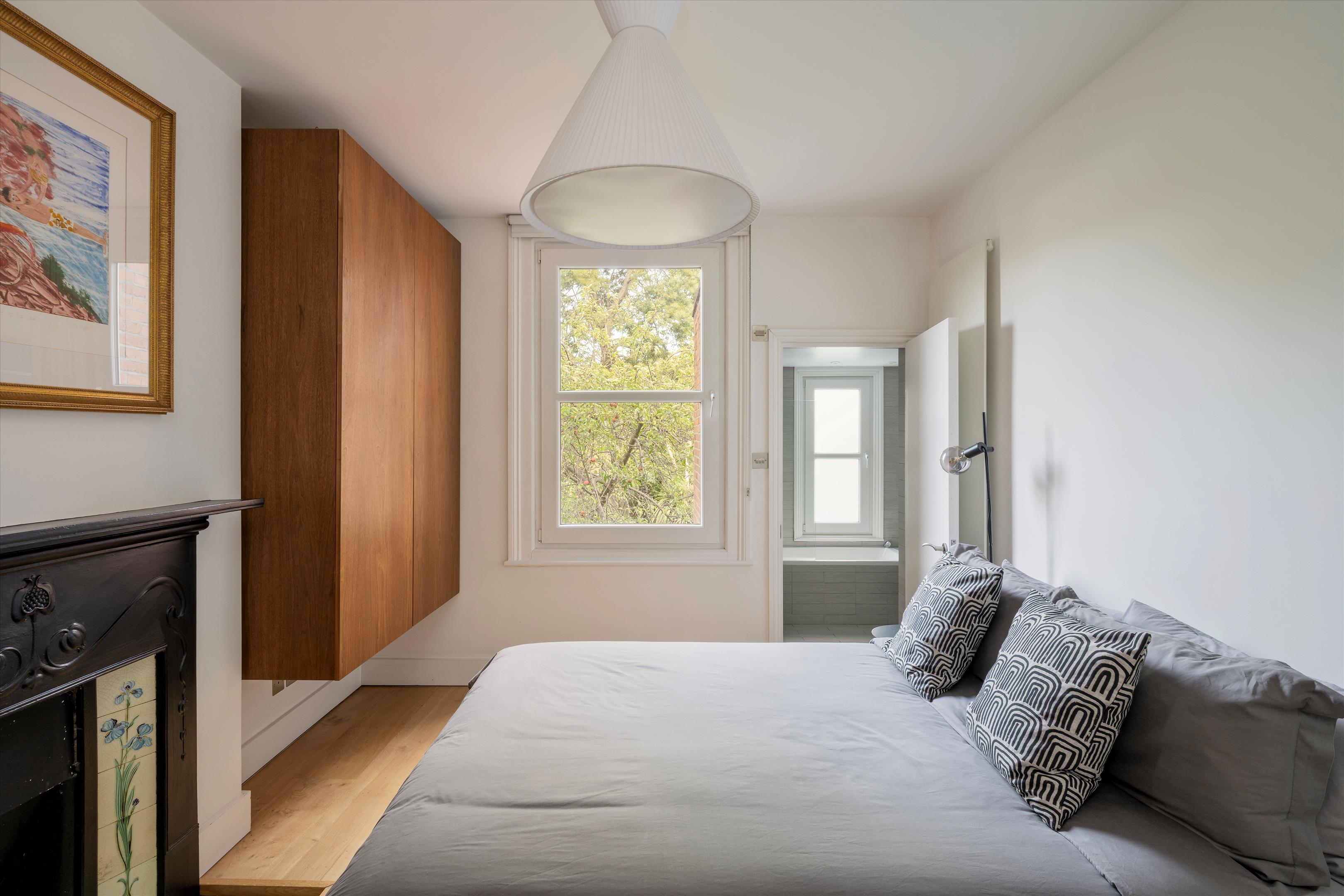 Wallingford Avenue, North Kensington, W10