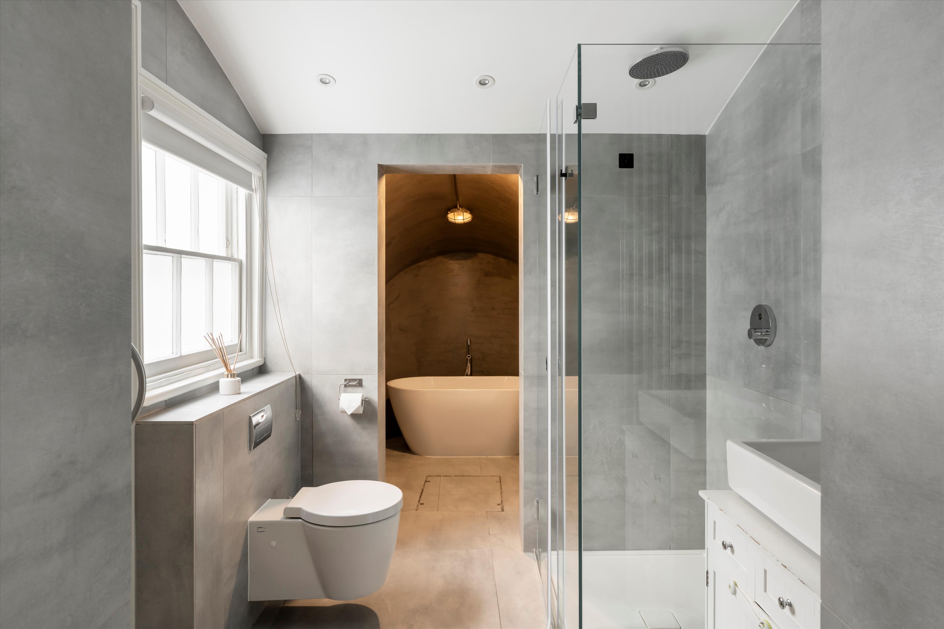 Lansdowne Crescent, Notting Hill, W11