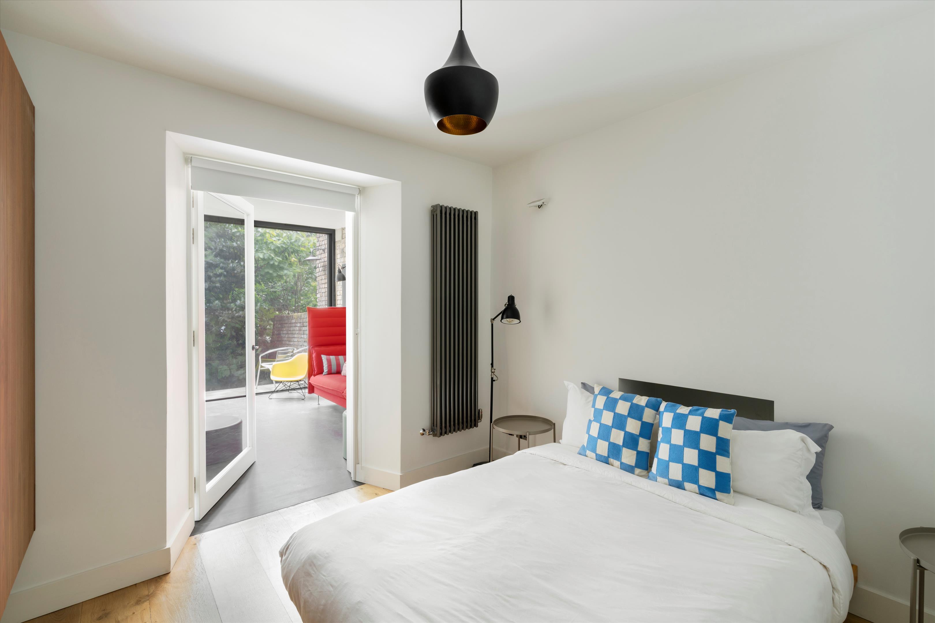 Lansdowne Crescent, Notting Hill, W11