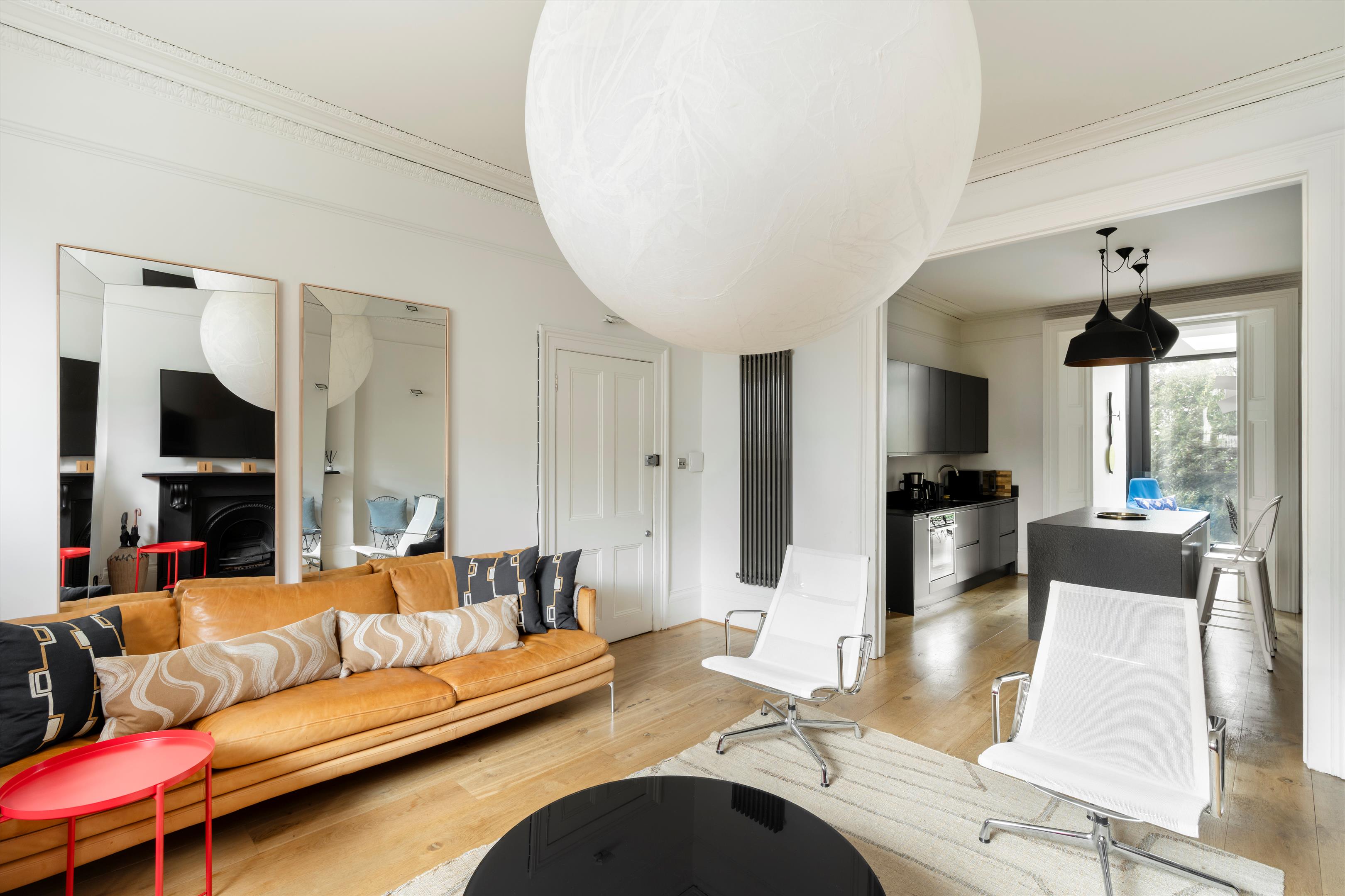Lansdowne Crescent, Notting Hill, W11