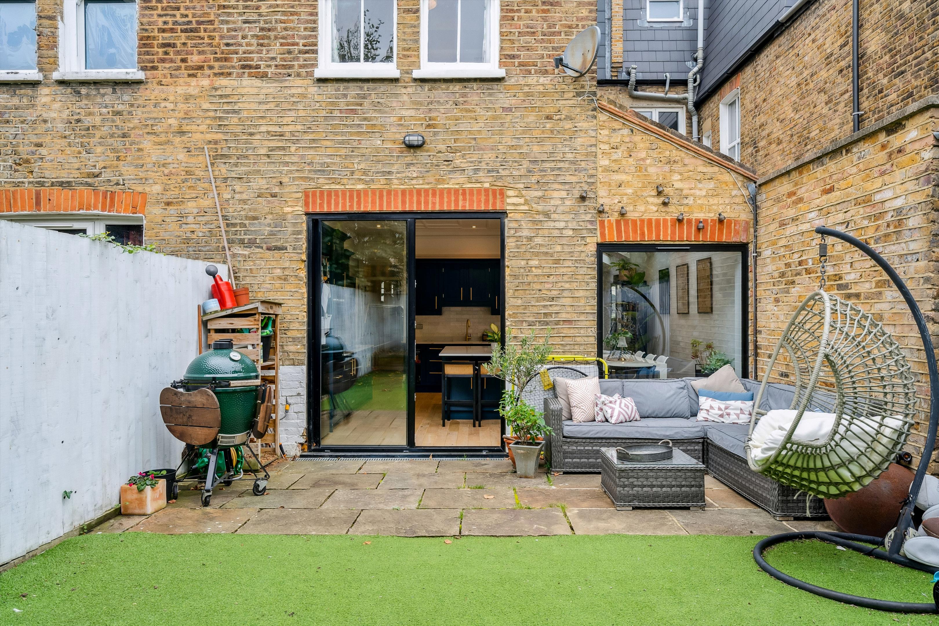 Hosack Road, Wandsworth, London, SW17.