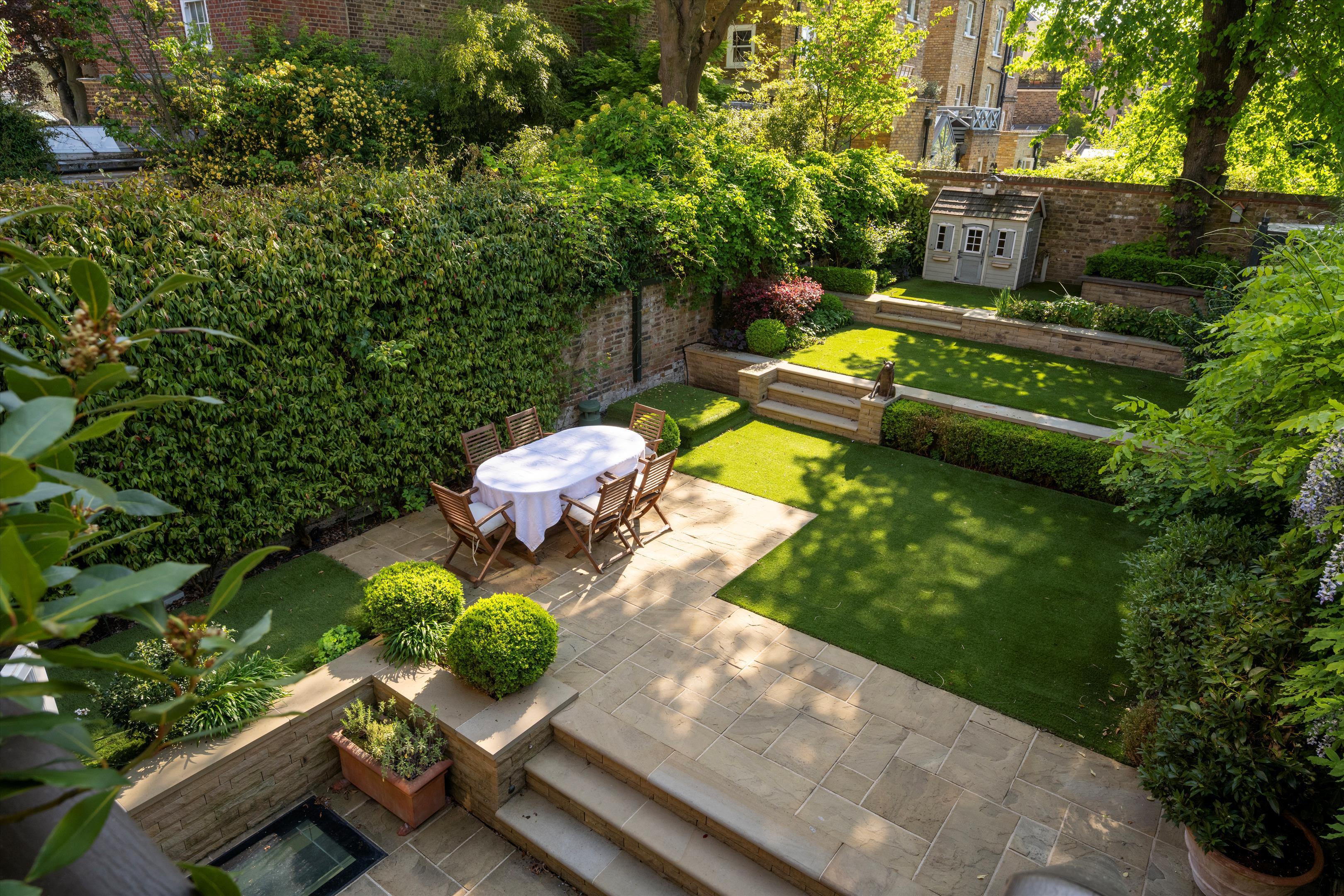 Addison Avenue, Holland Park, London, W11