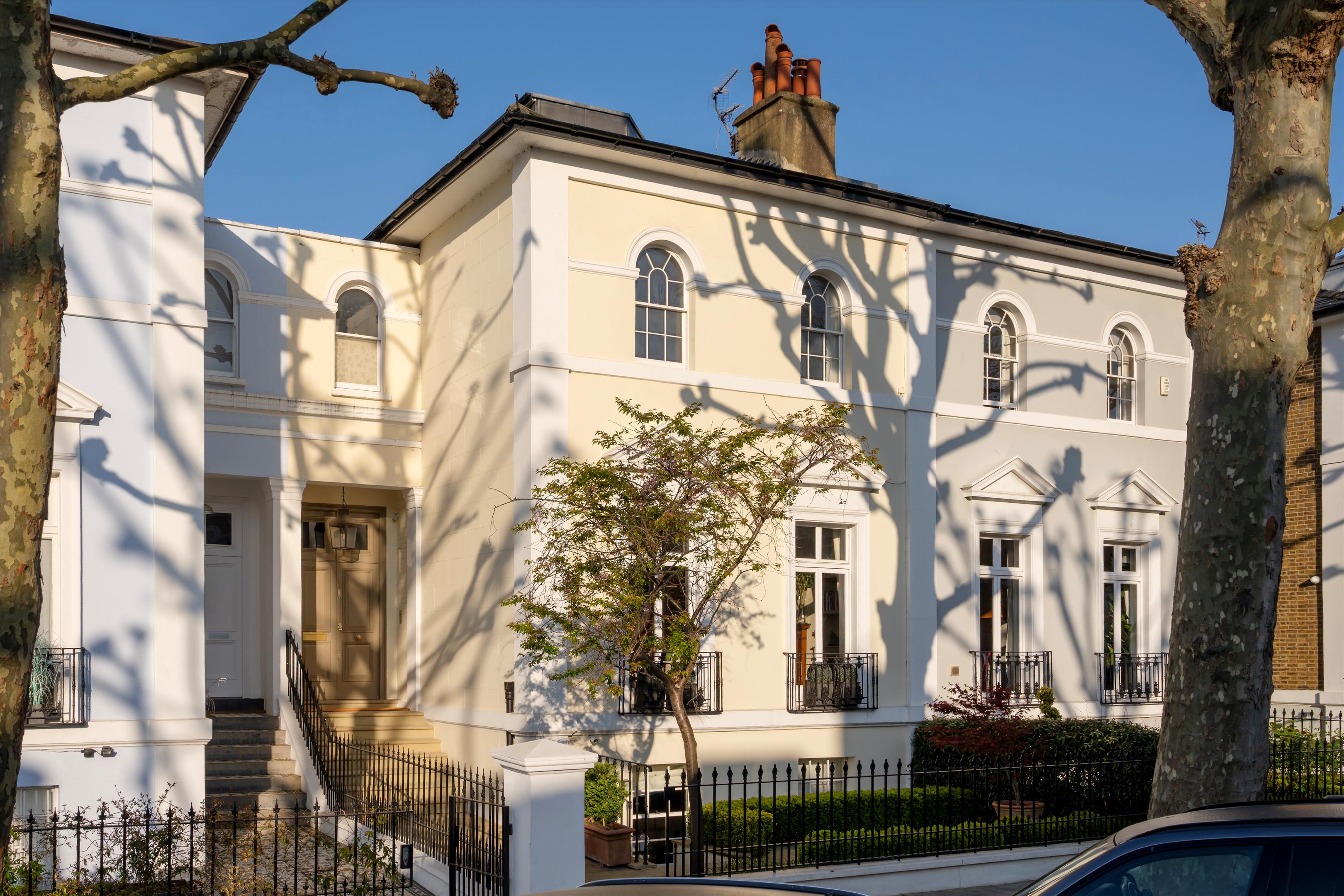 Addison Avenue, Holland Park, London, W11
