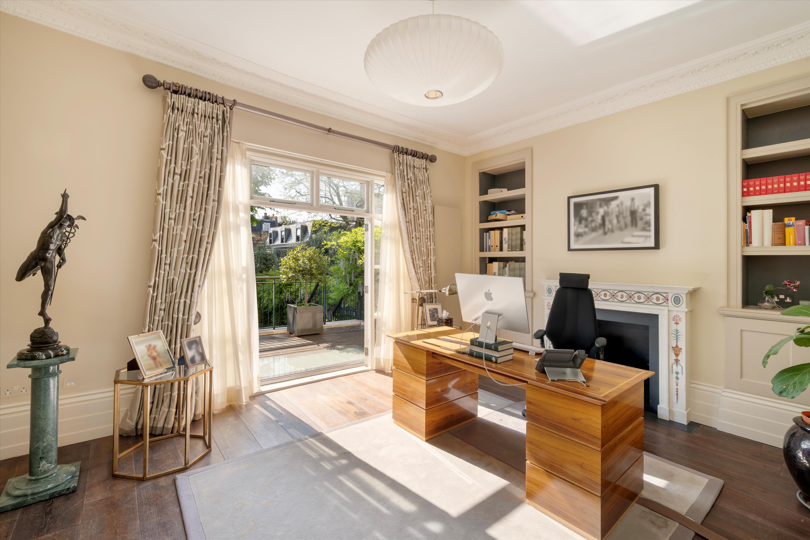 Addison Avenue, Holland Park, London, W11