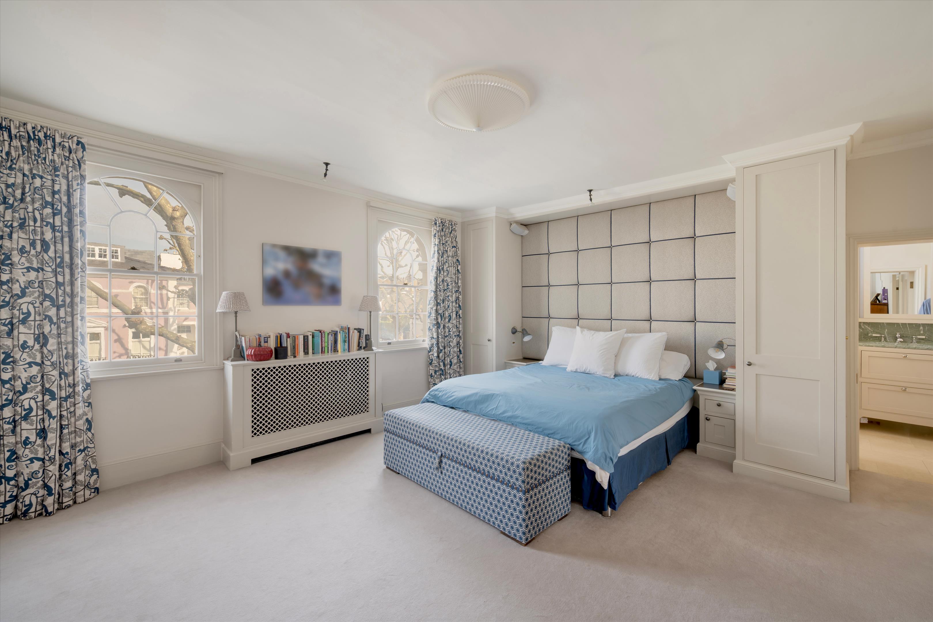 Addison Avenue, Holland Park, London, W11