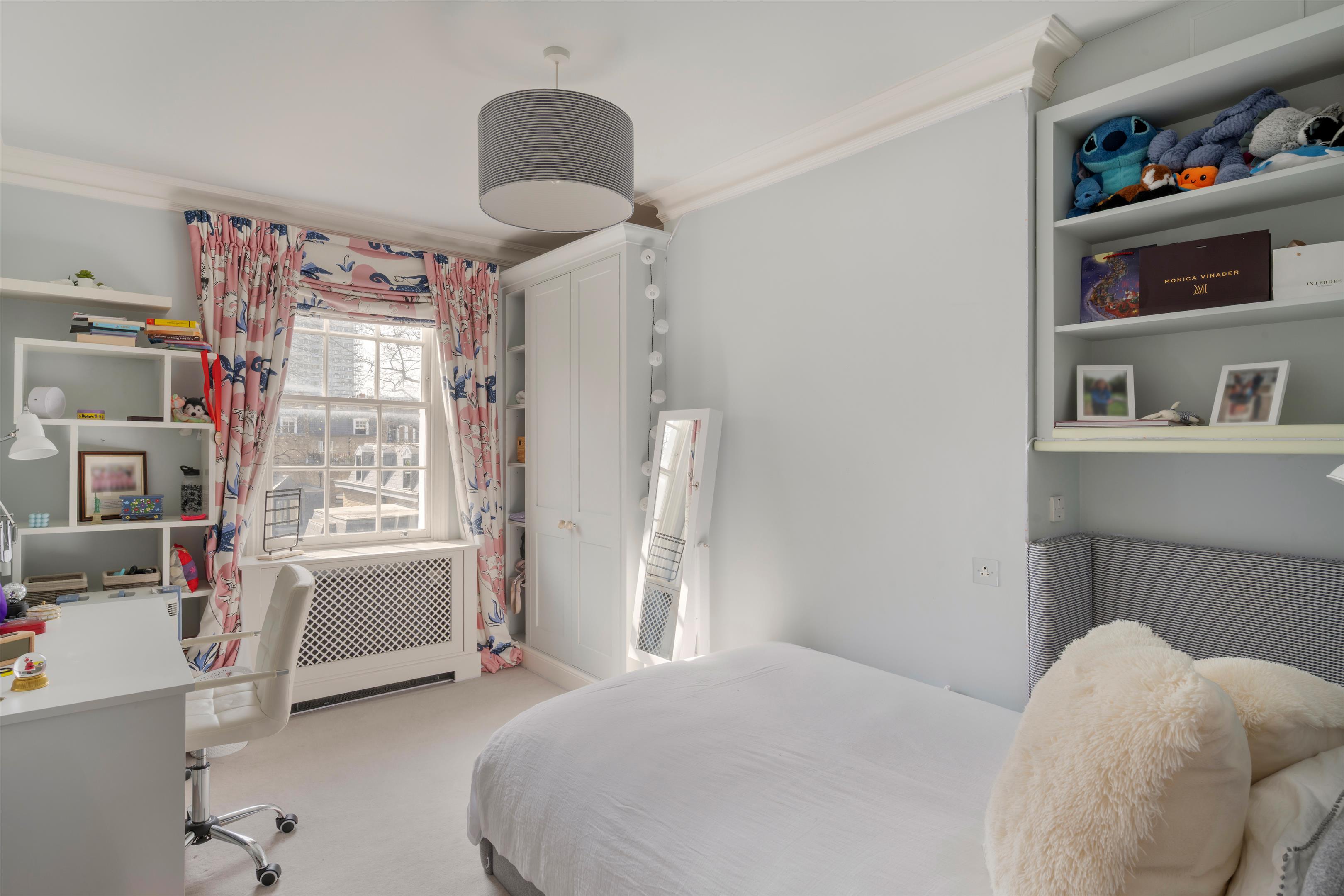 Addison Avenue, Holland Park, London, W11