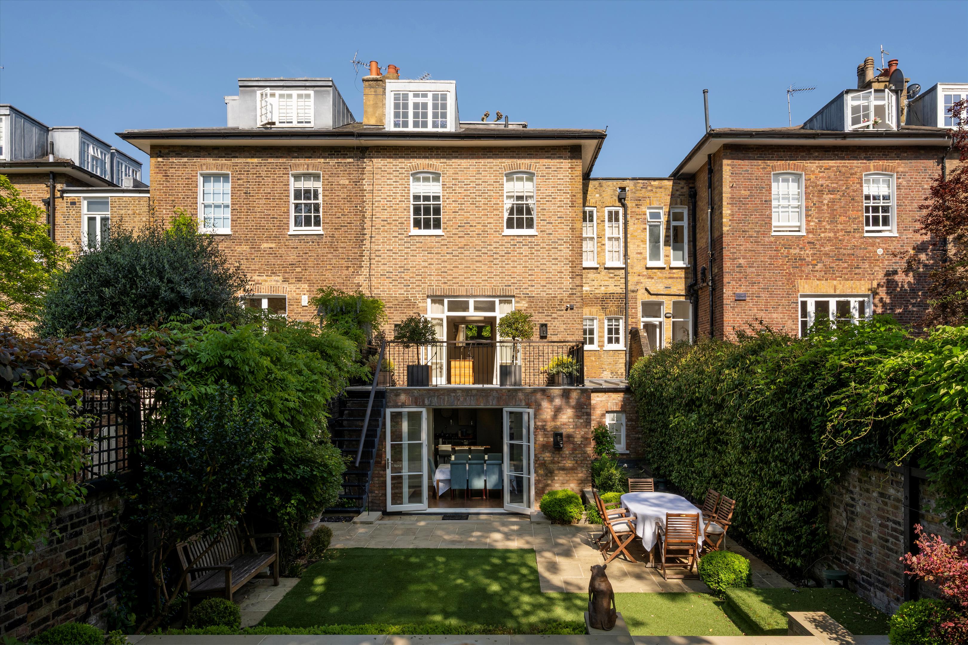 Addison Avenue, Holland Park, London, W11