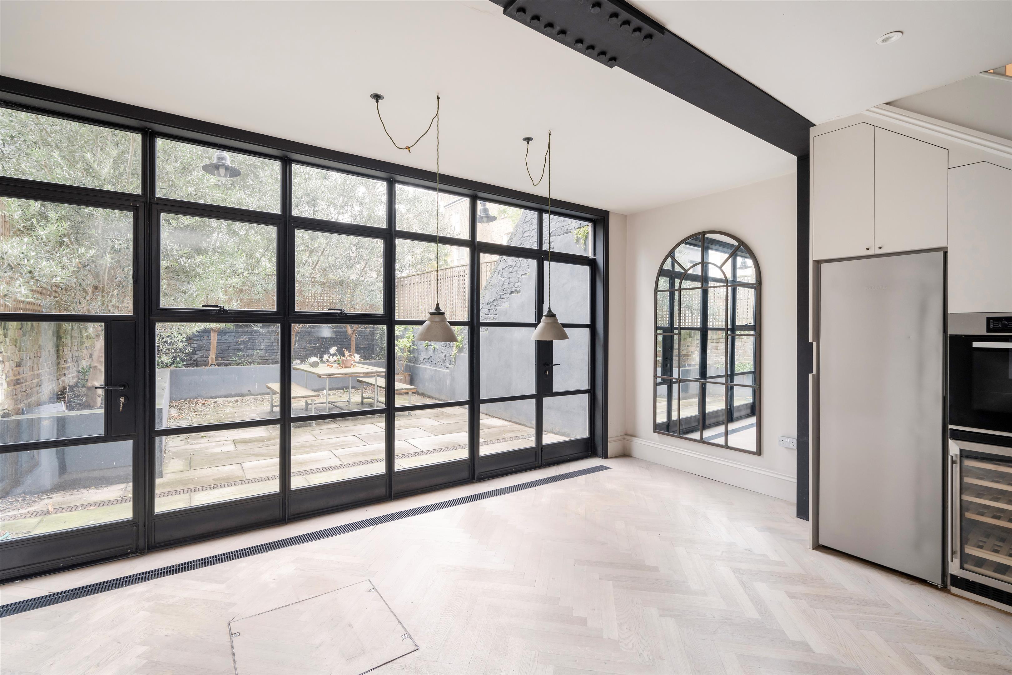 St. Lukes Road, Notting Hill, London, W11