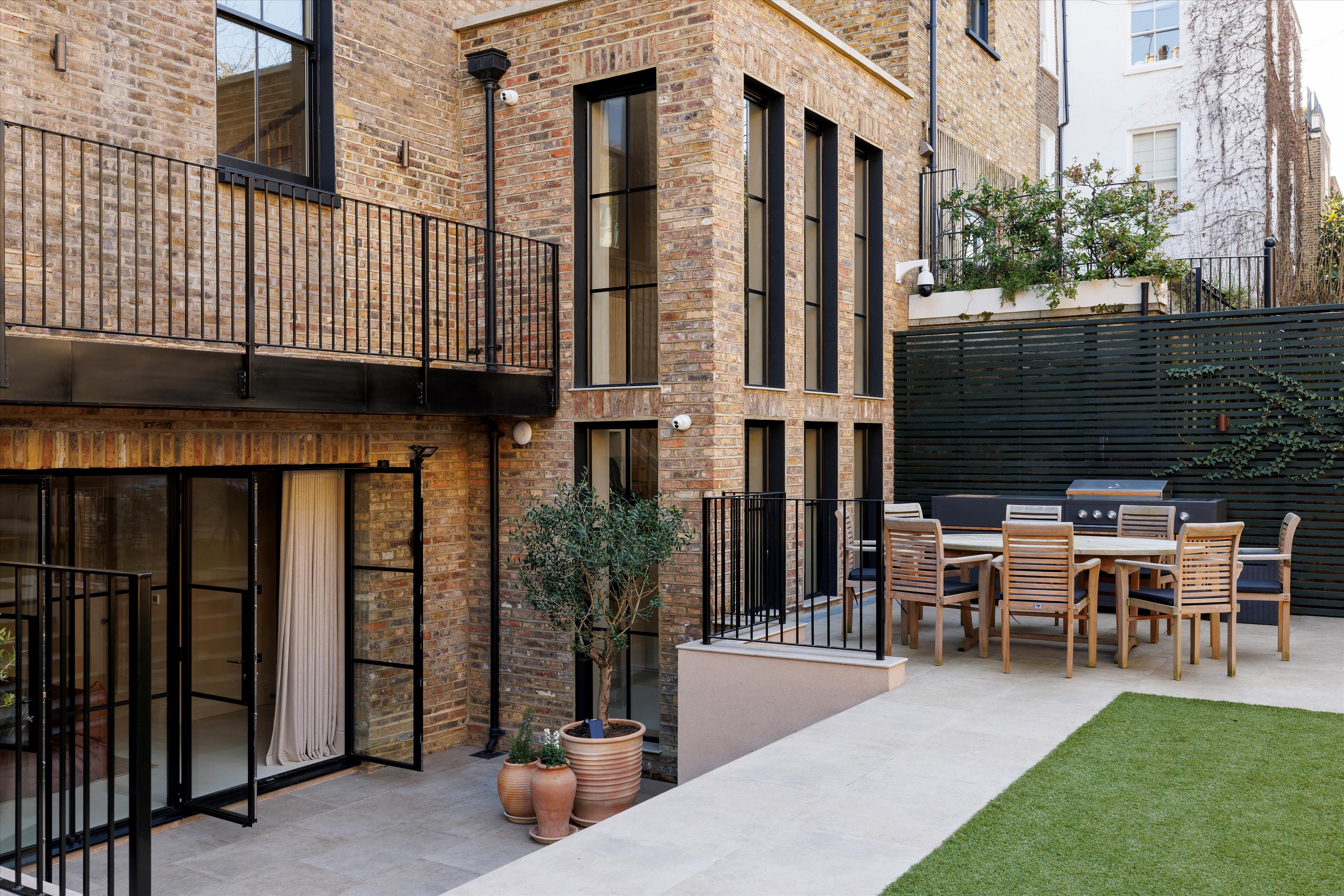 Bassett Road, London W10