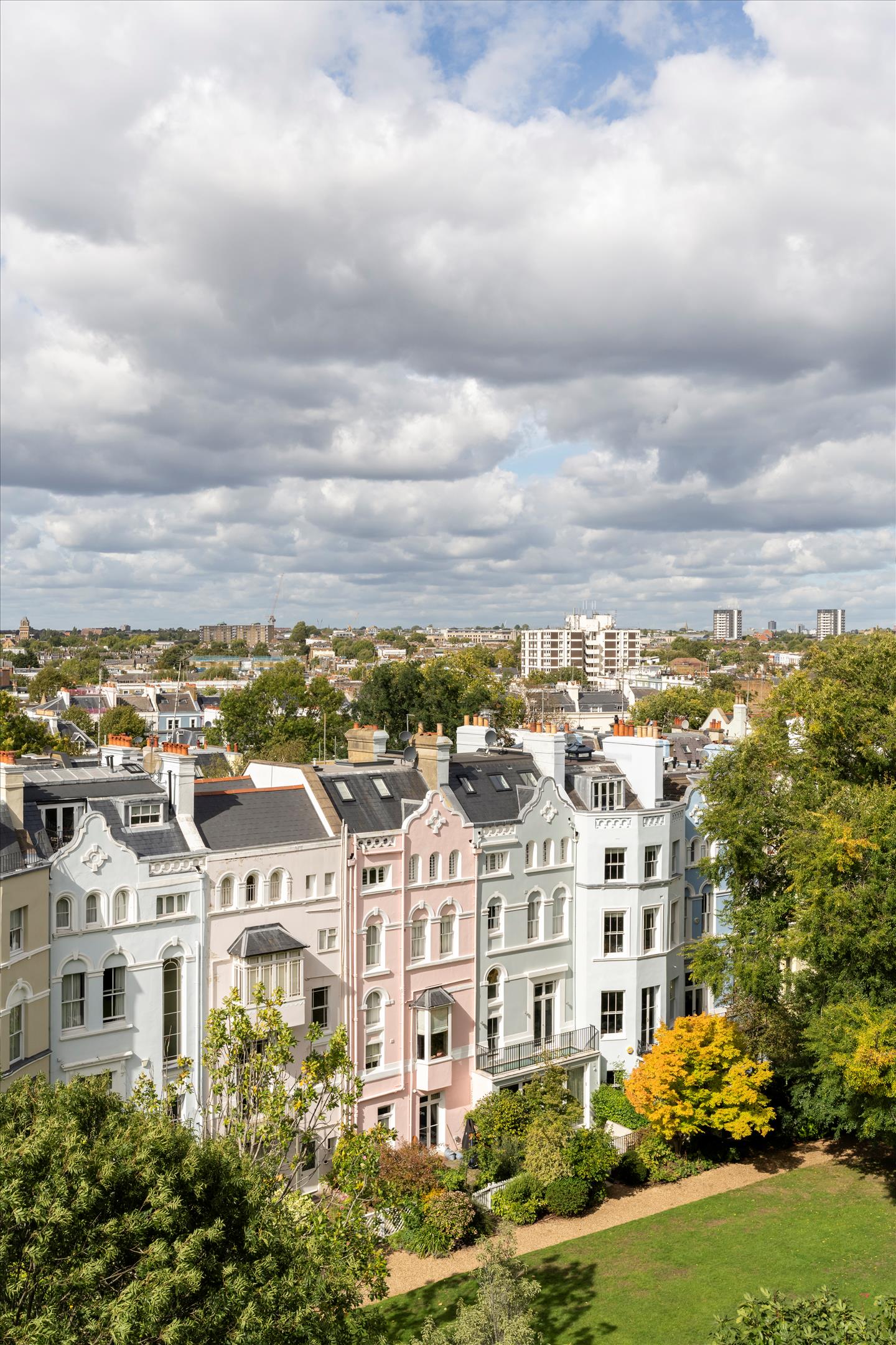 Lansdowne Crescent, Notting Hill, W11