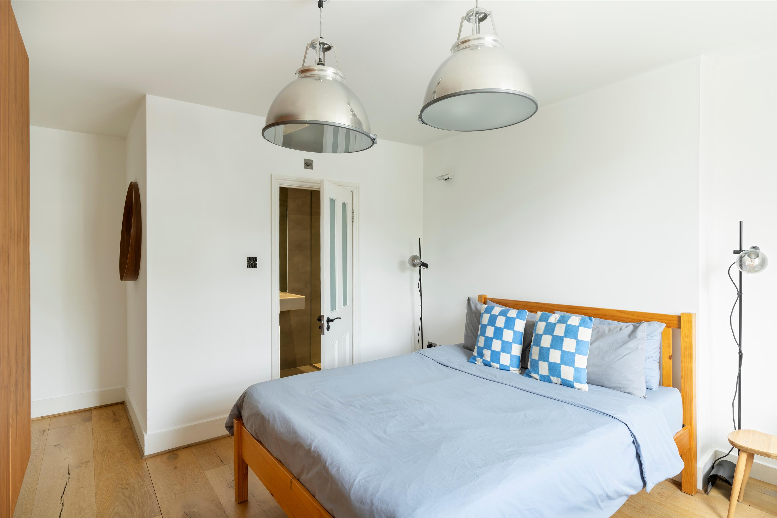 Lansdowne Crescent, Notting Hill, W11