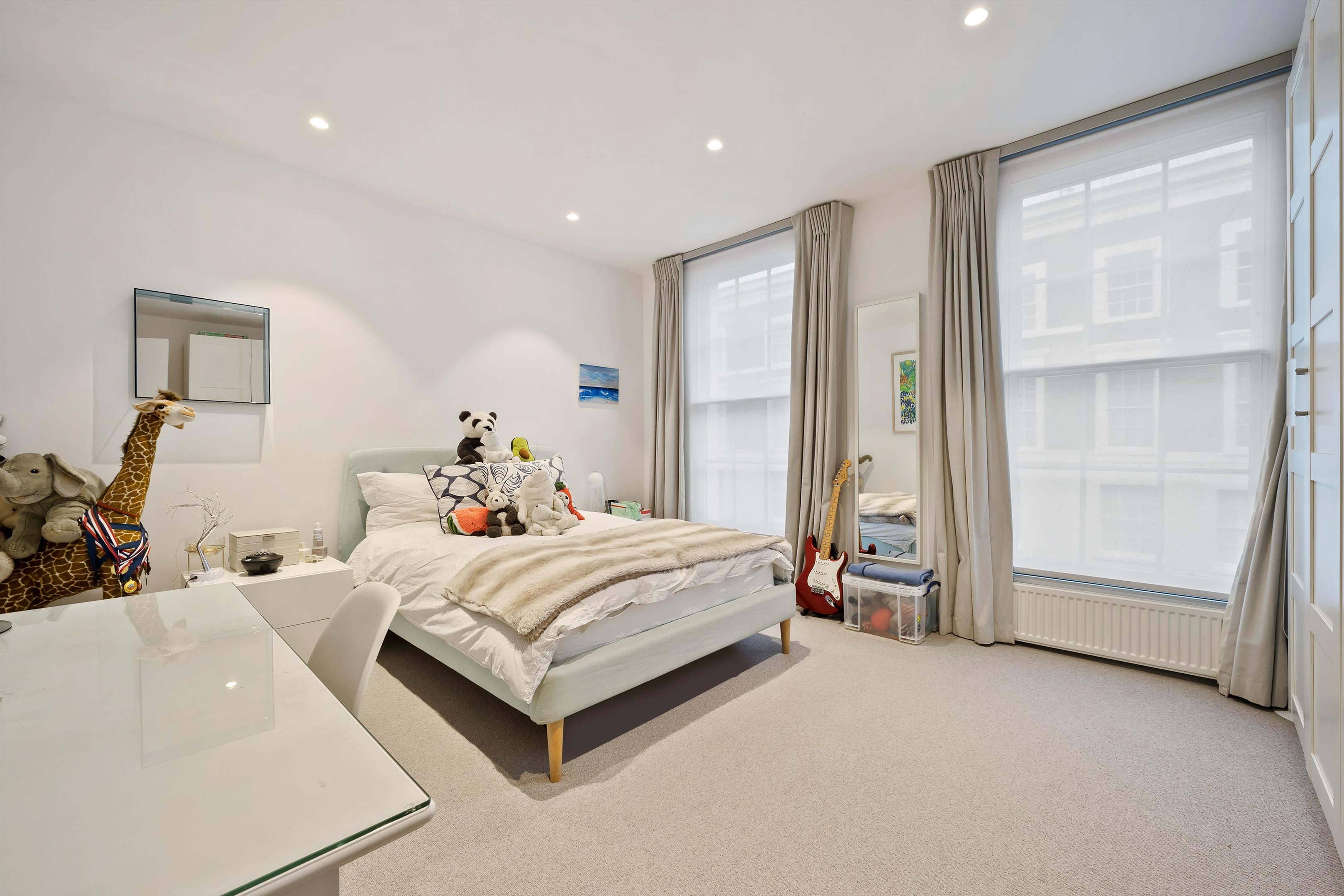 Princedale Road, Holland Park, W11