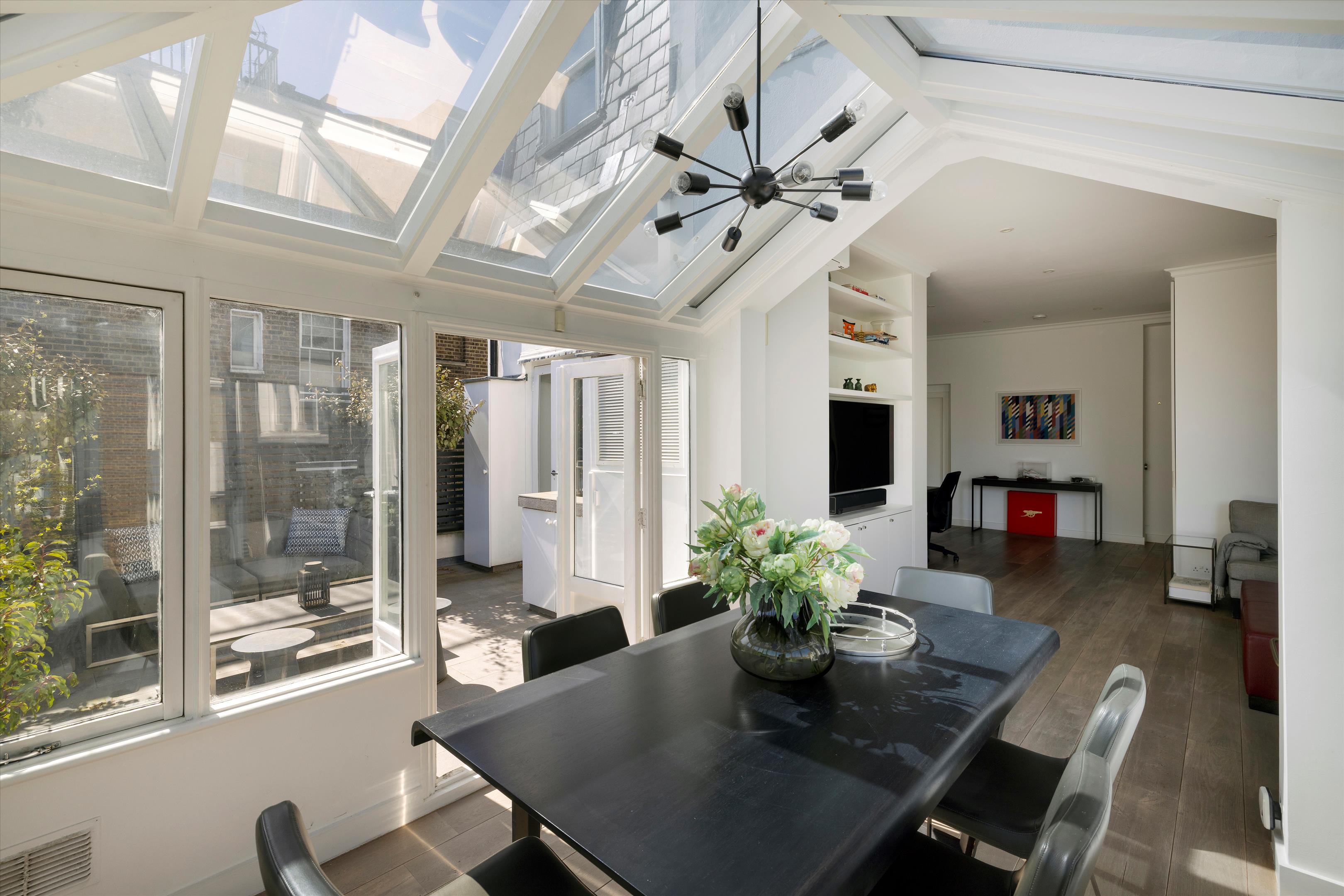 Pembridge Villas, Notting Hill, W11