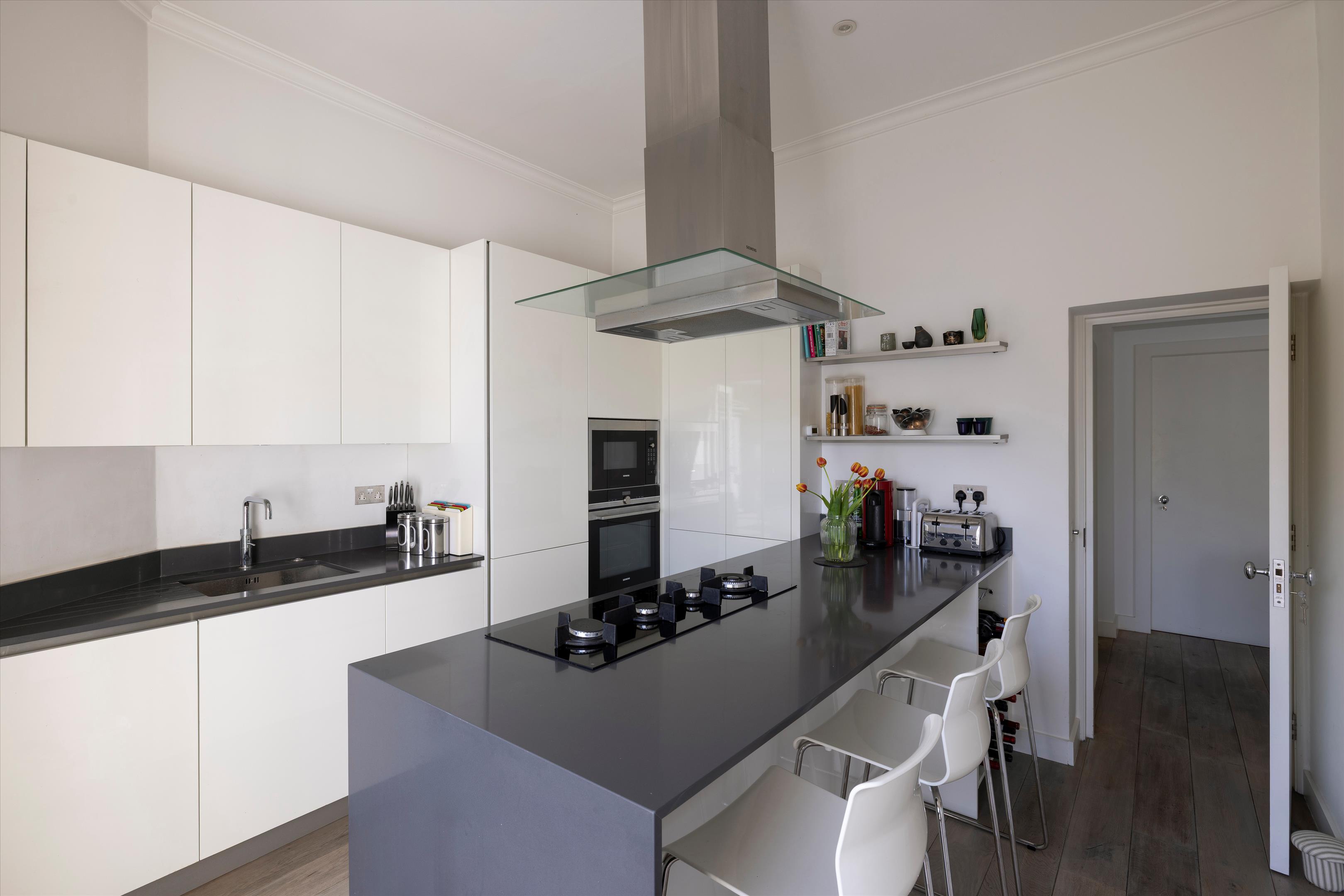 Pembridge Villas, Notting Hill, W11
