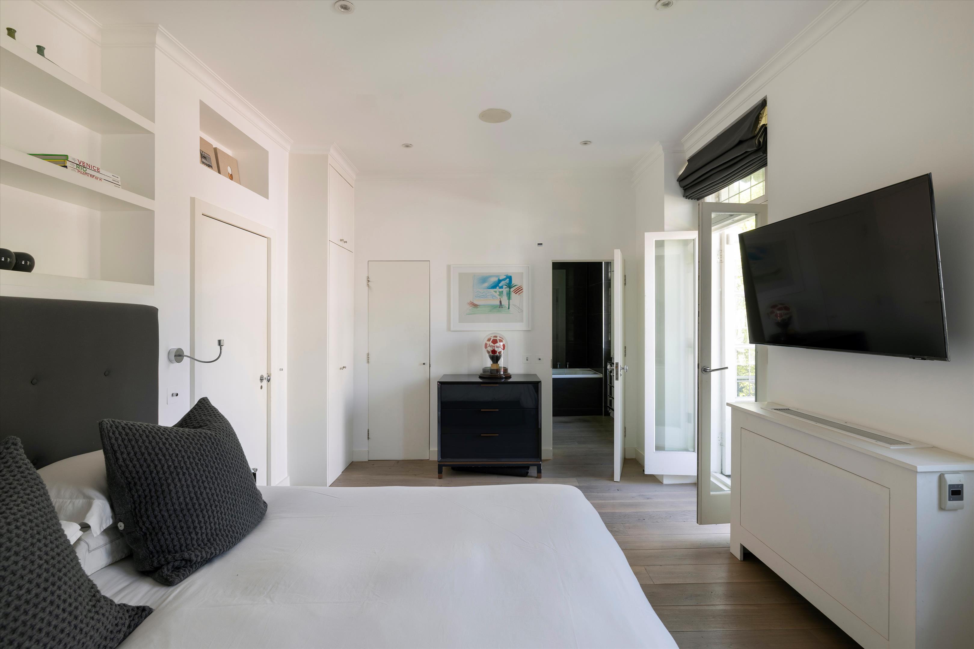 Pembridge Villas, Notting Hill, W11