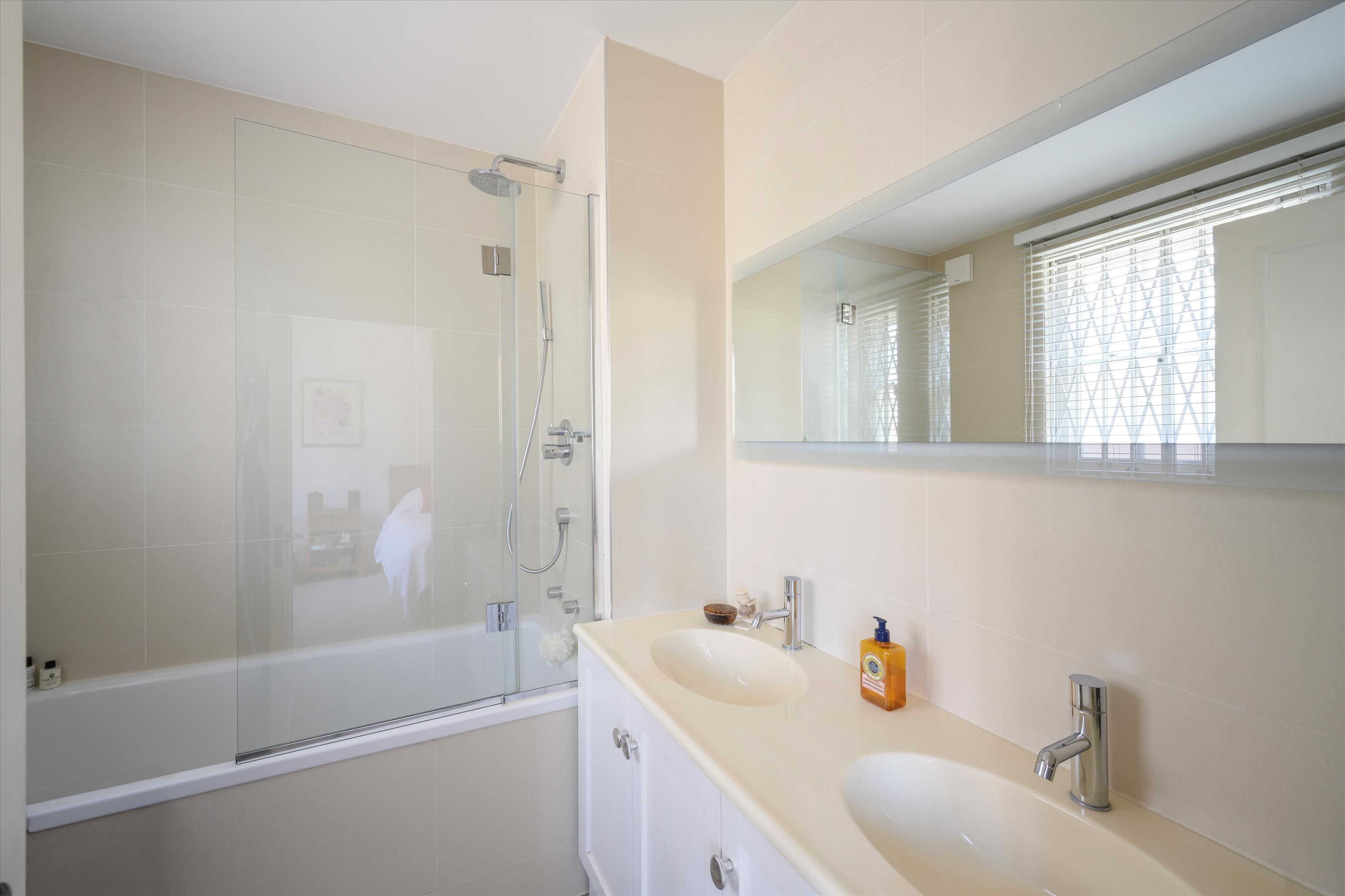 Caroline Place, Bayswater, W2