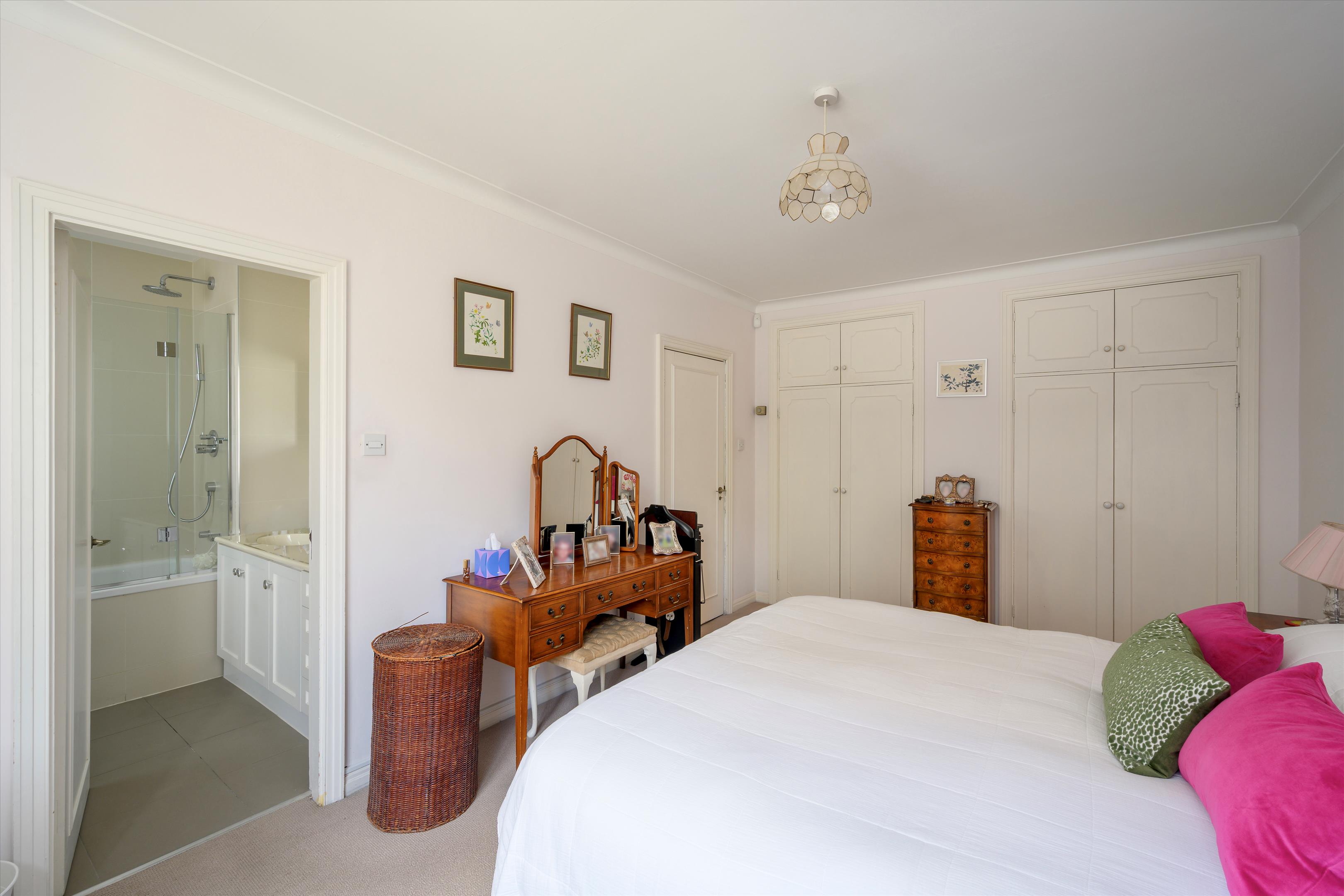 Caroline Place, Bayswater, W2
