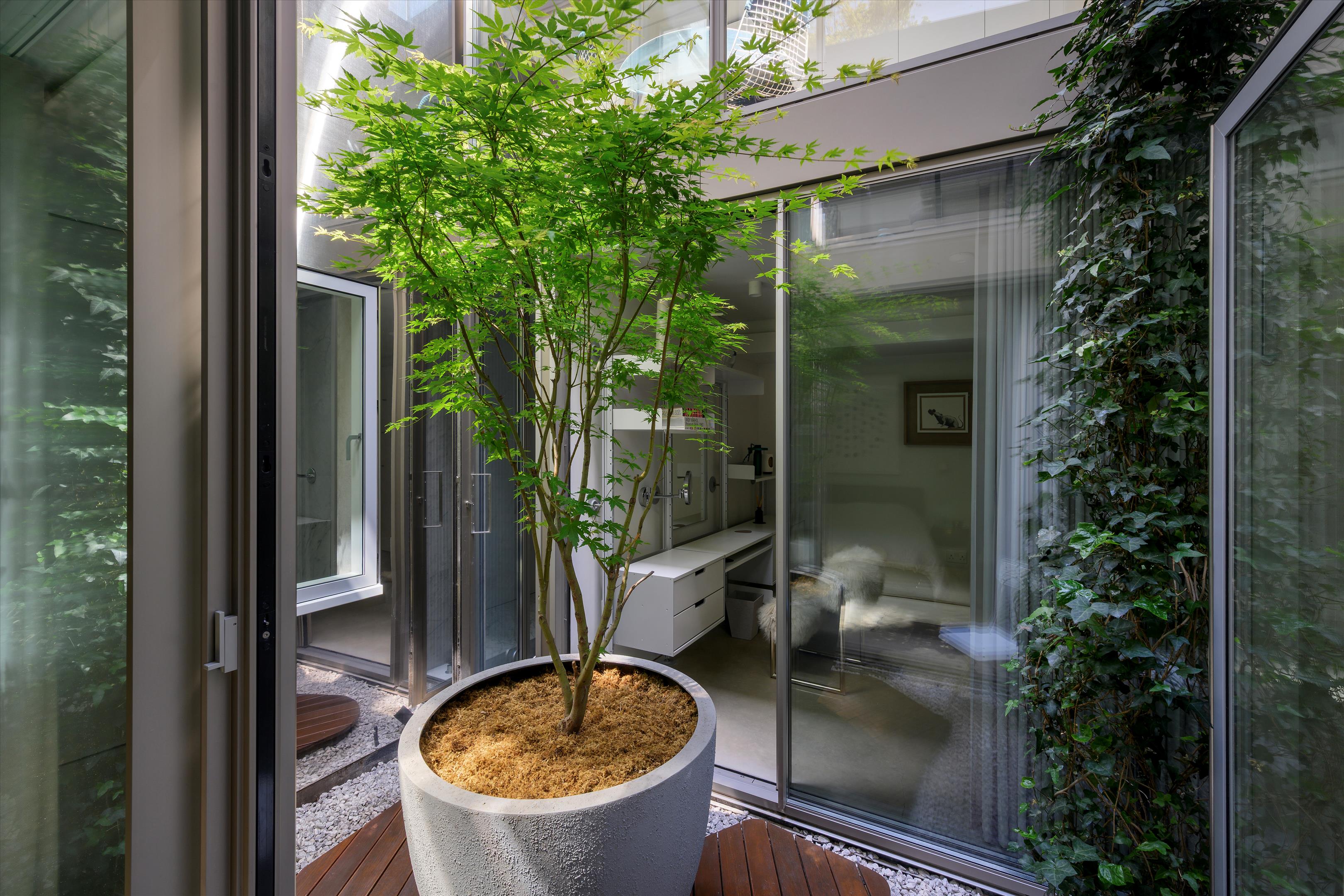 Aldridge Lodge, Aldridge Road Villas, Notting Hill, W11