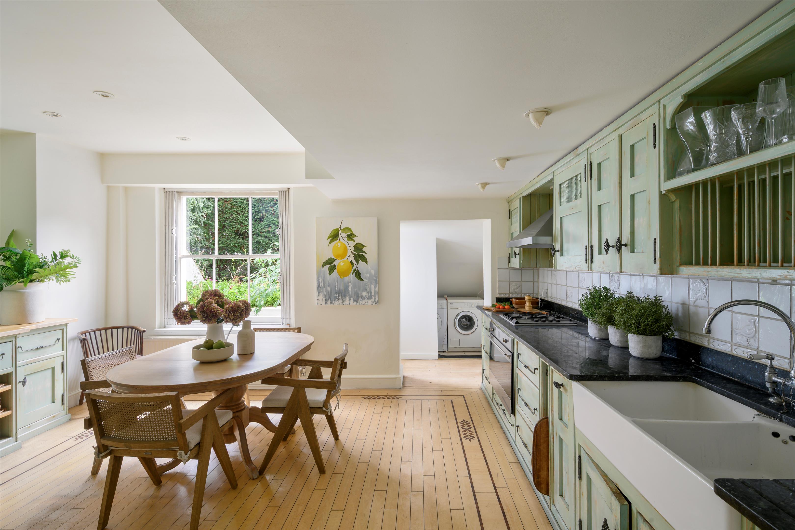 Portland Road, Holland Park, W11