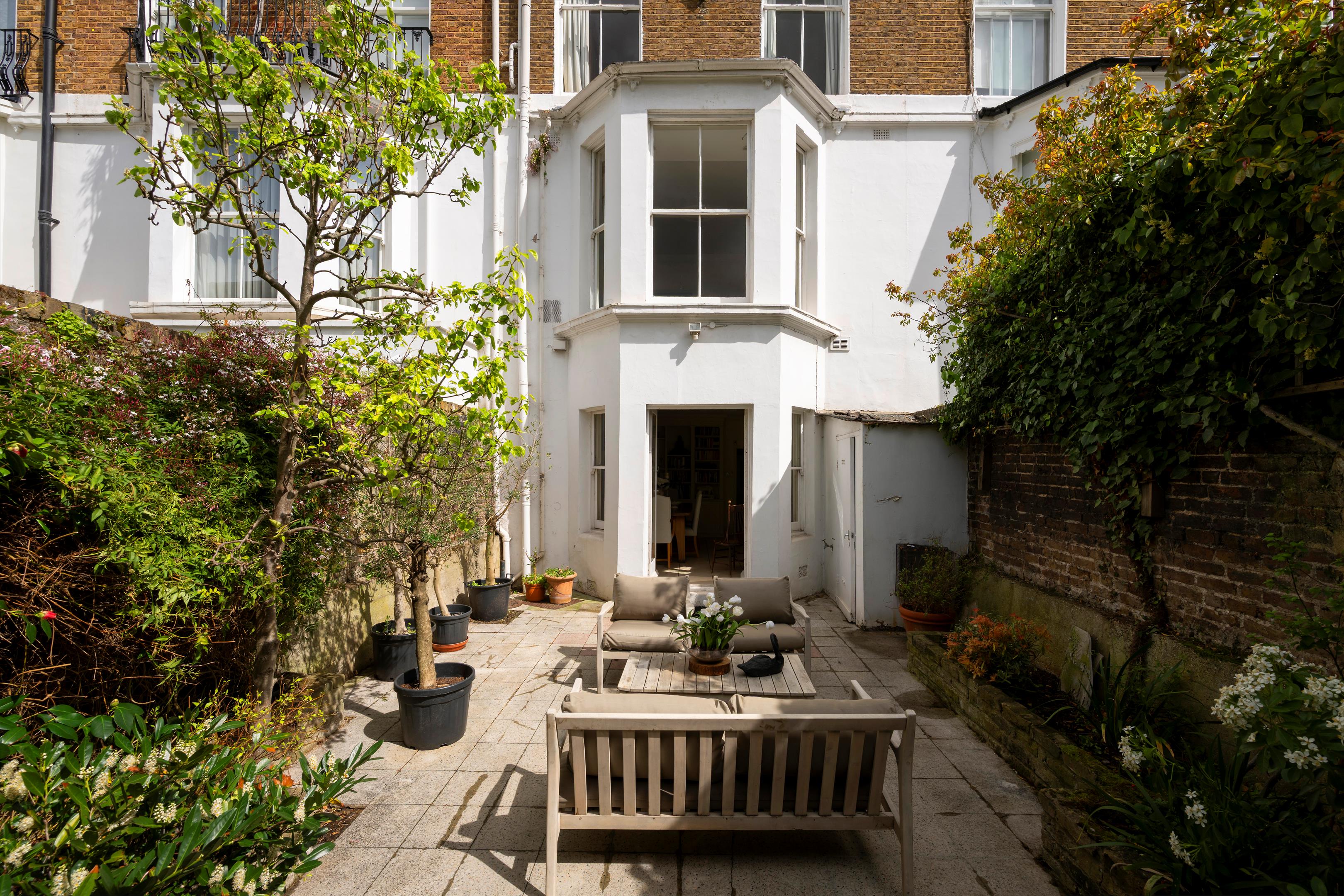 Portland Road, Holland Park, W11