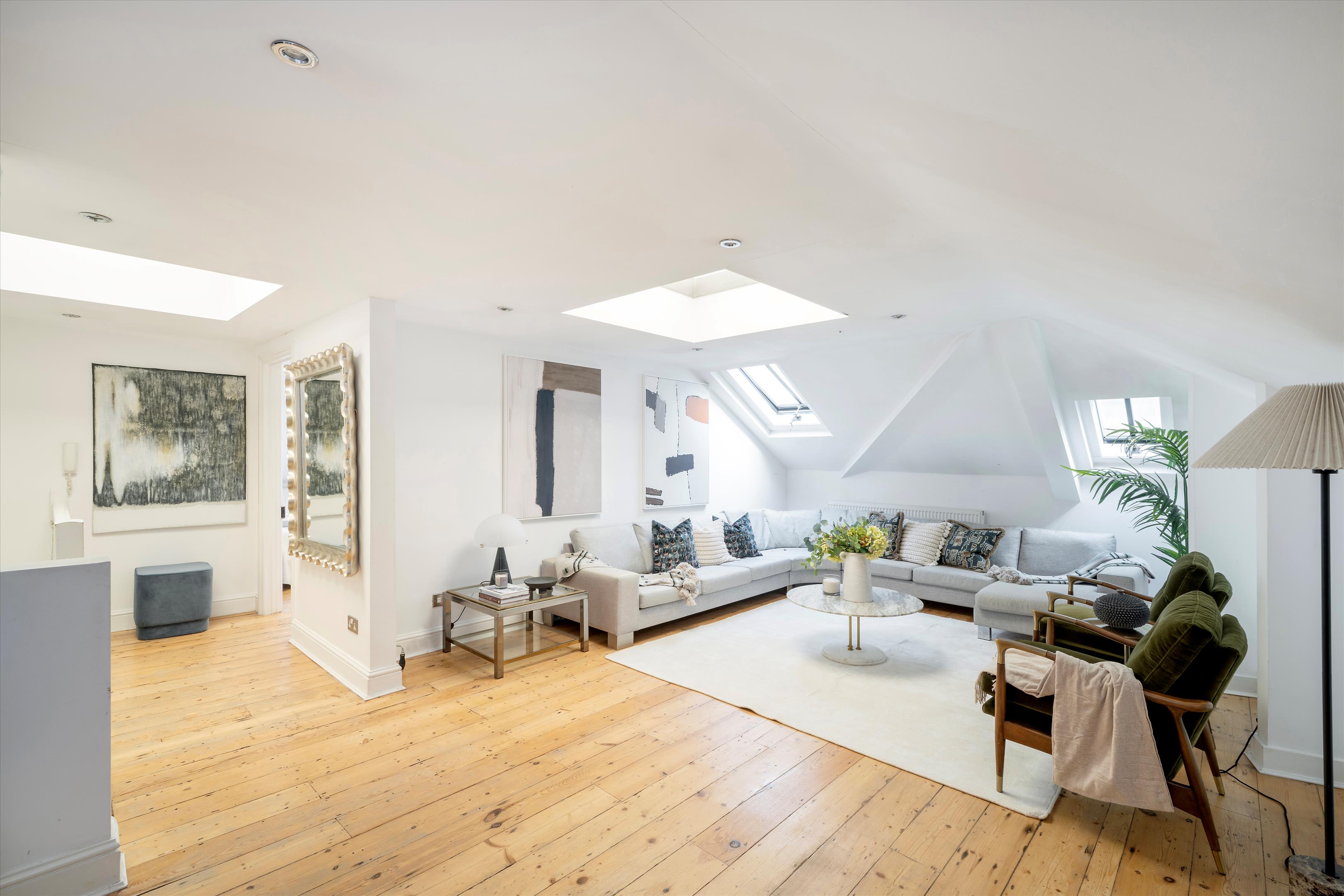 Elgin Crescent, Notting Hill, W11
