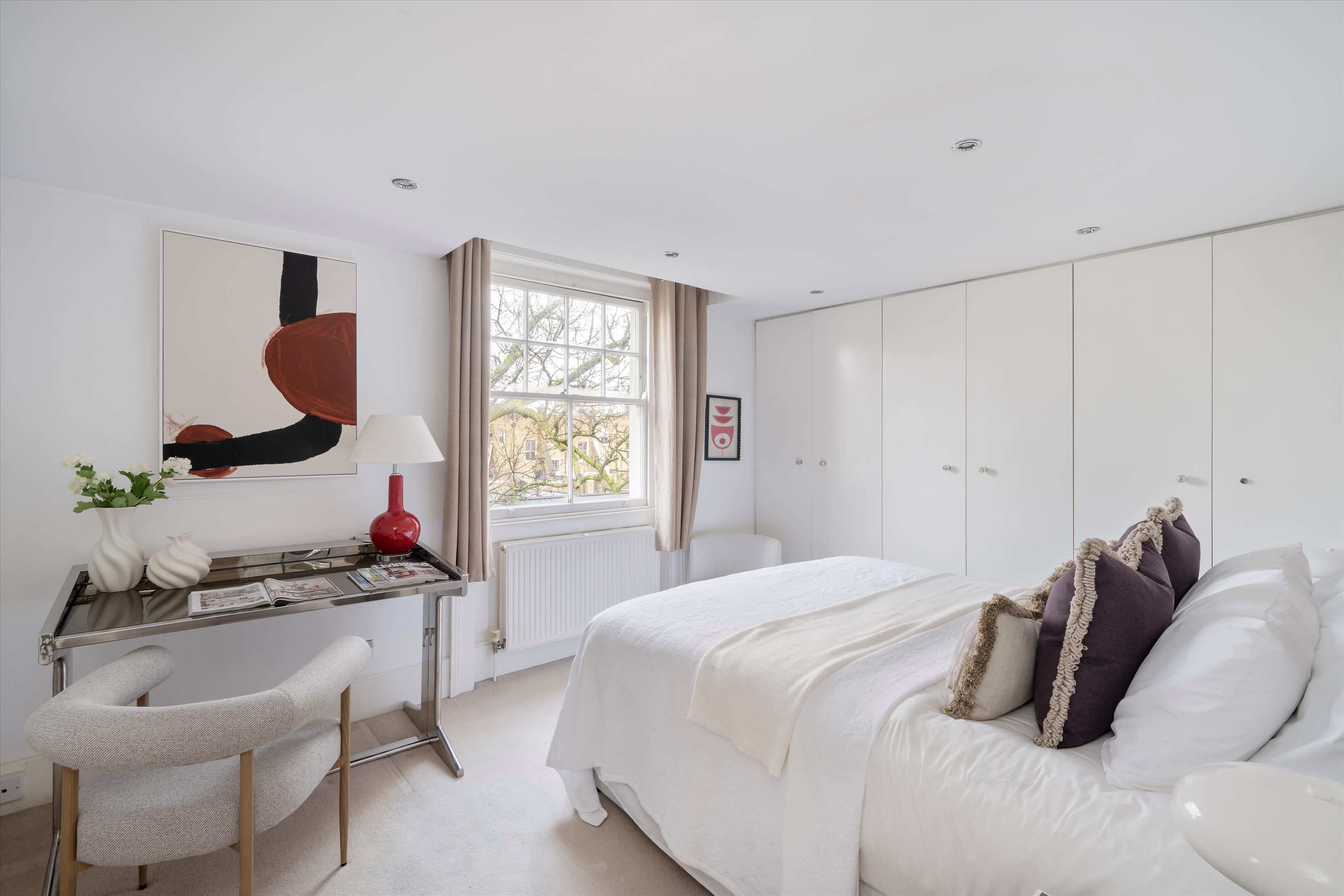 Elgin Crescent, Notting Hill, W11