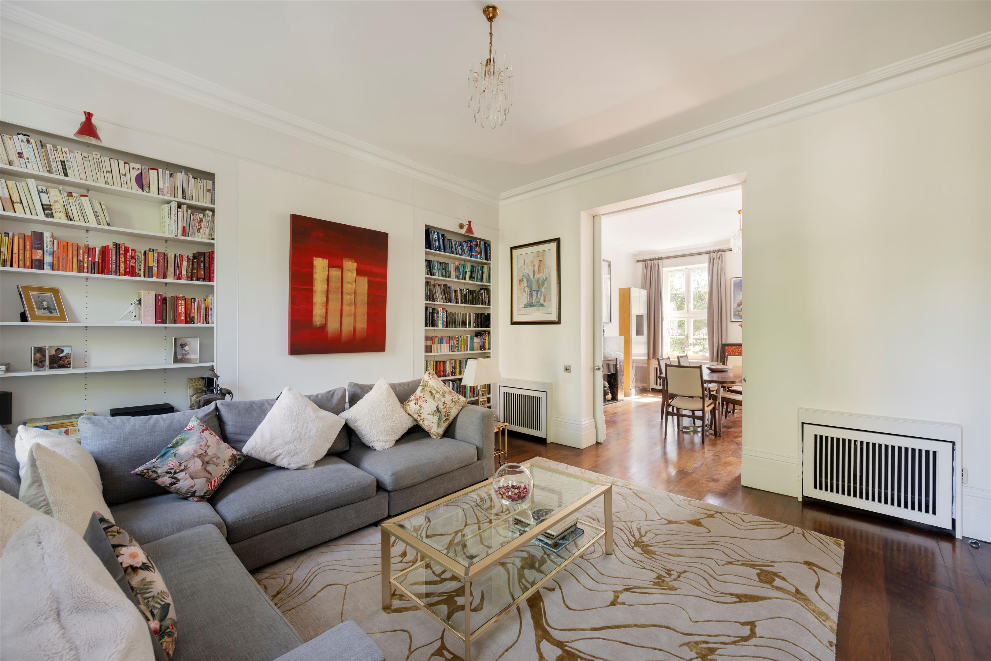 St. James’s Lodge, W11
