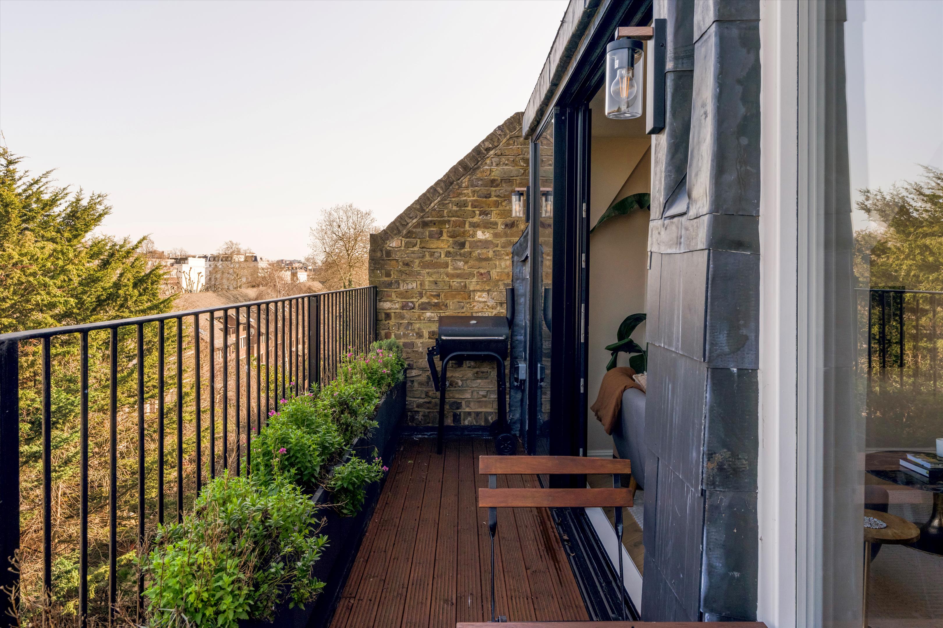 Aldridge Road Villas, London W11