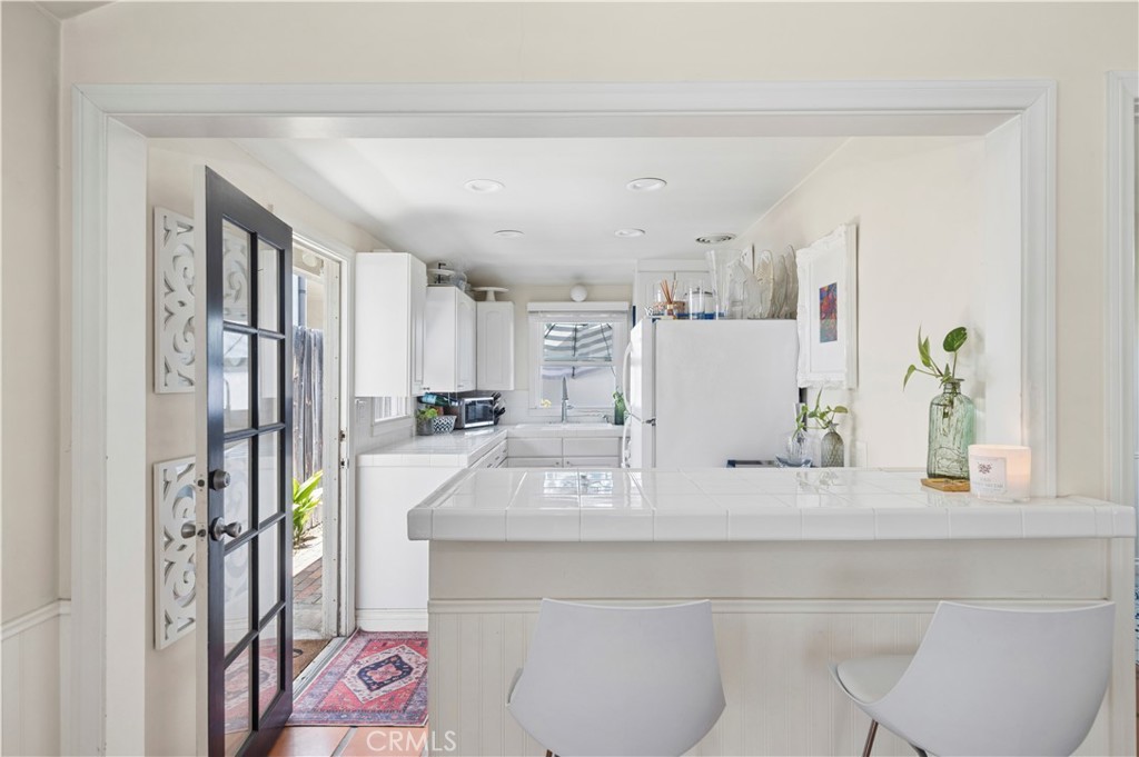611 Larkspur