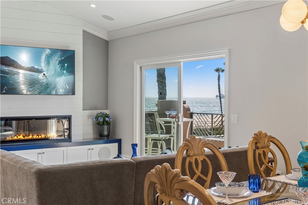 1516 Pacific Coast, Huntington Beach 