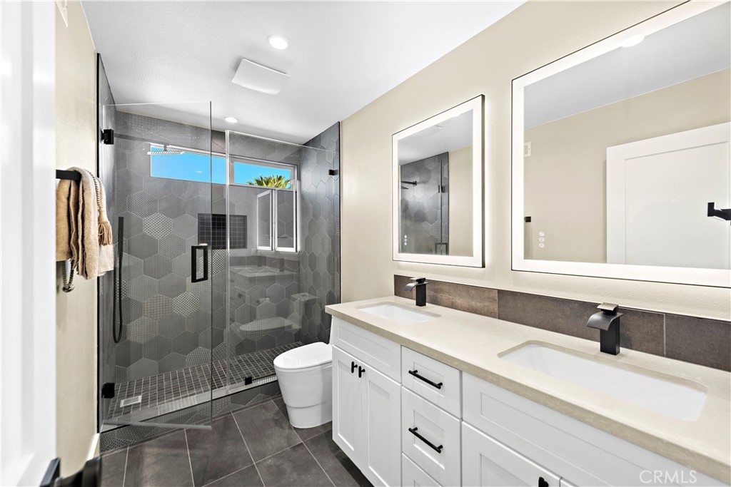 8 Glastonbury Place, Laguna Niguel