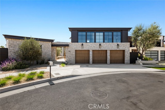 2 Twin Lakes CIR