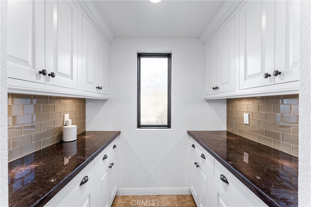 604 Avenida Acapulco