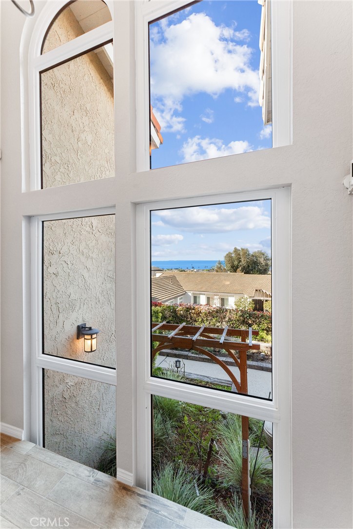 604 Avenida Acapulco