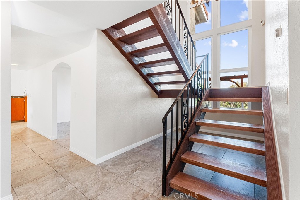 604 Avenida Acapulco