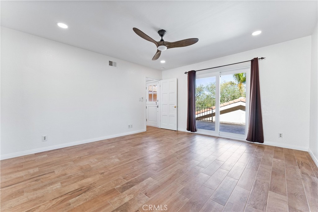 604 Avenida Acapulco