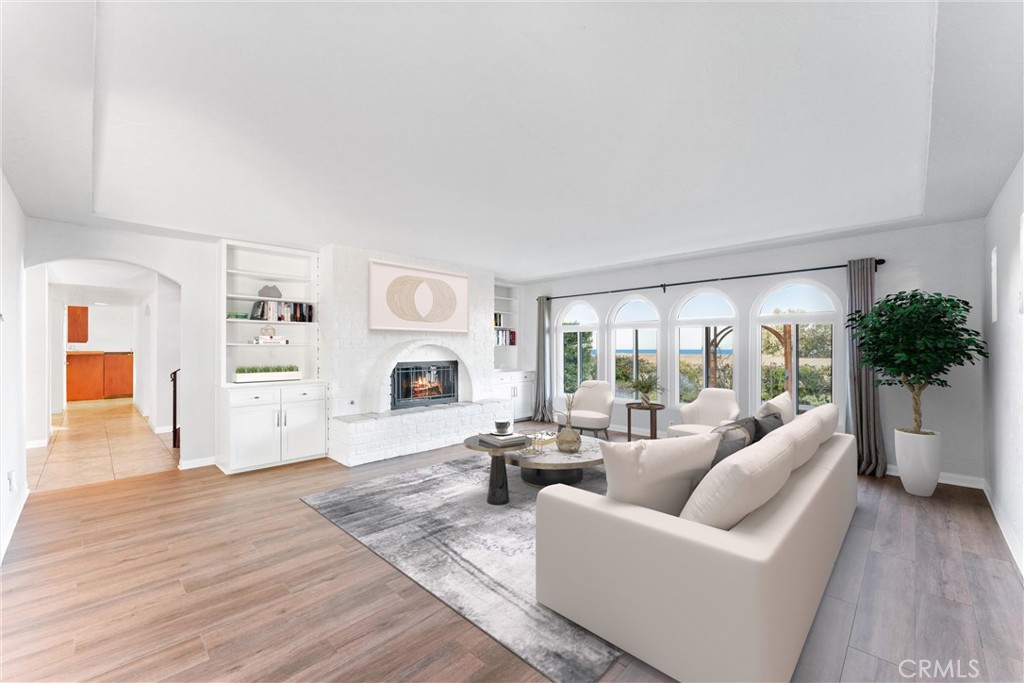 604 Avenida Acapulco