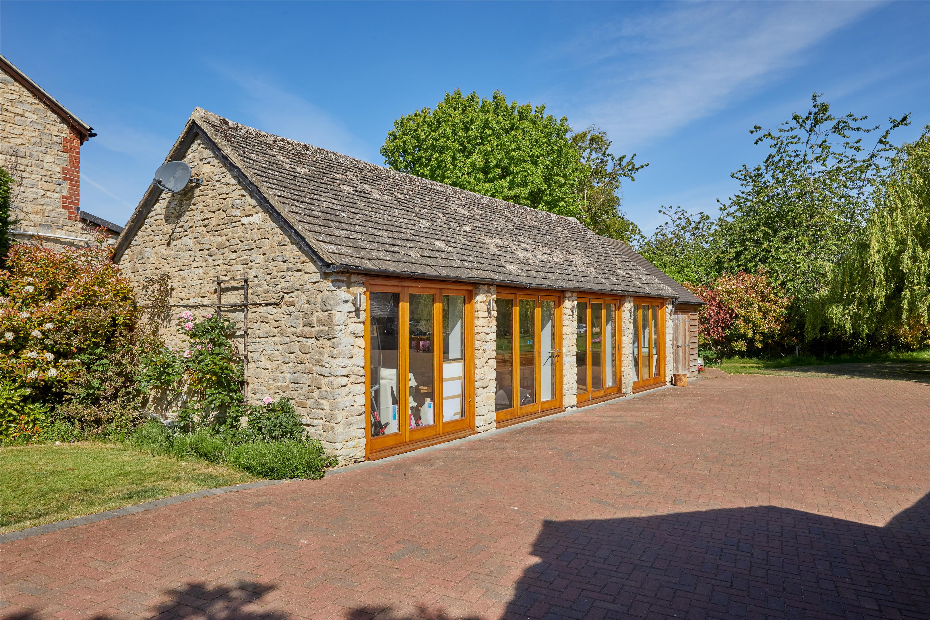 Long Hanborough, Oxfordshire, OX29