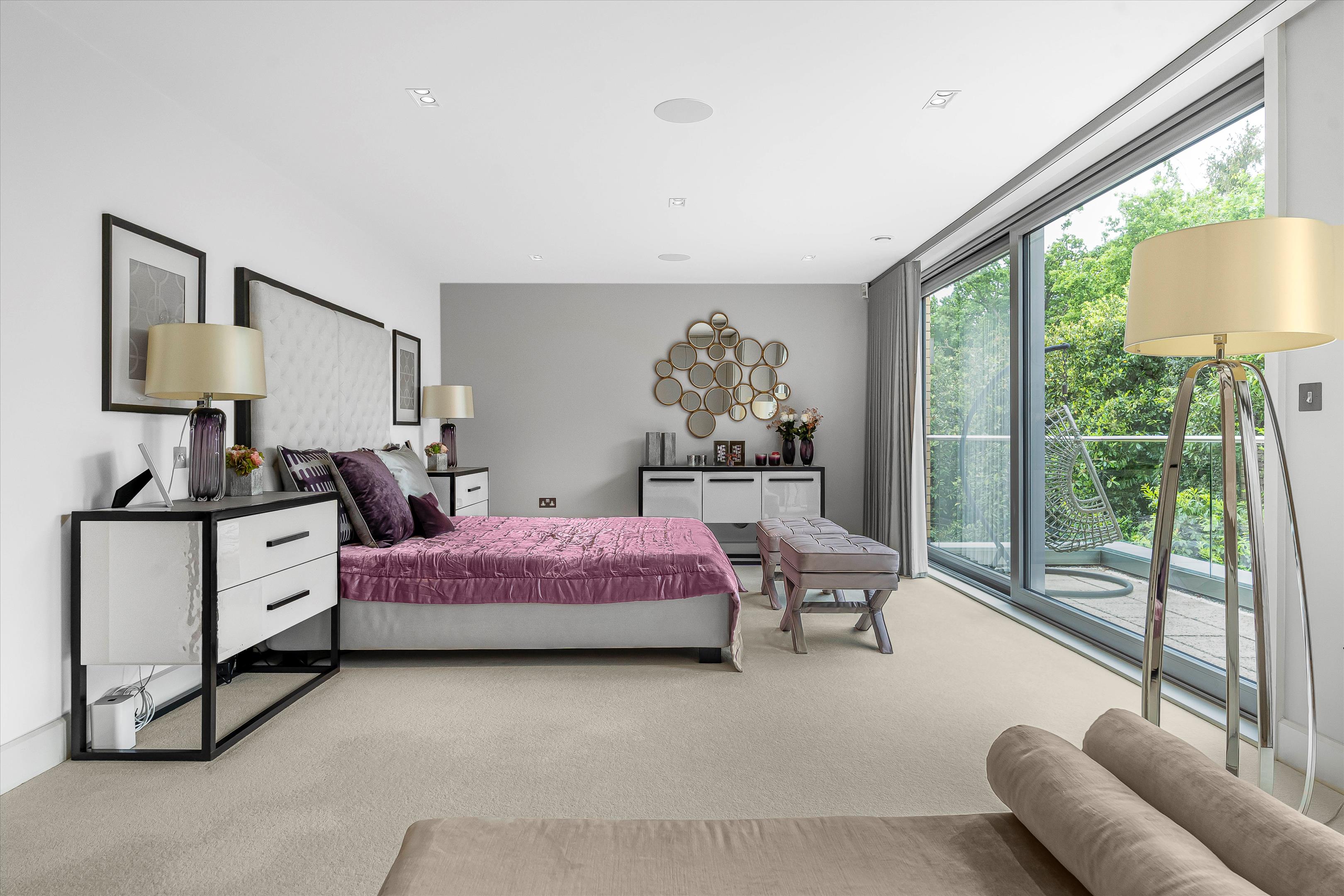 Fox Lane, Boars Hill, Oxford, Oxfordshire, OX1.