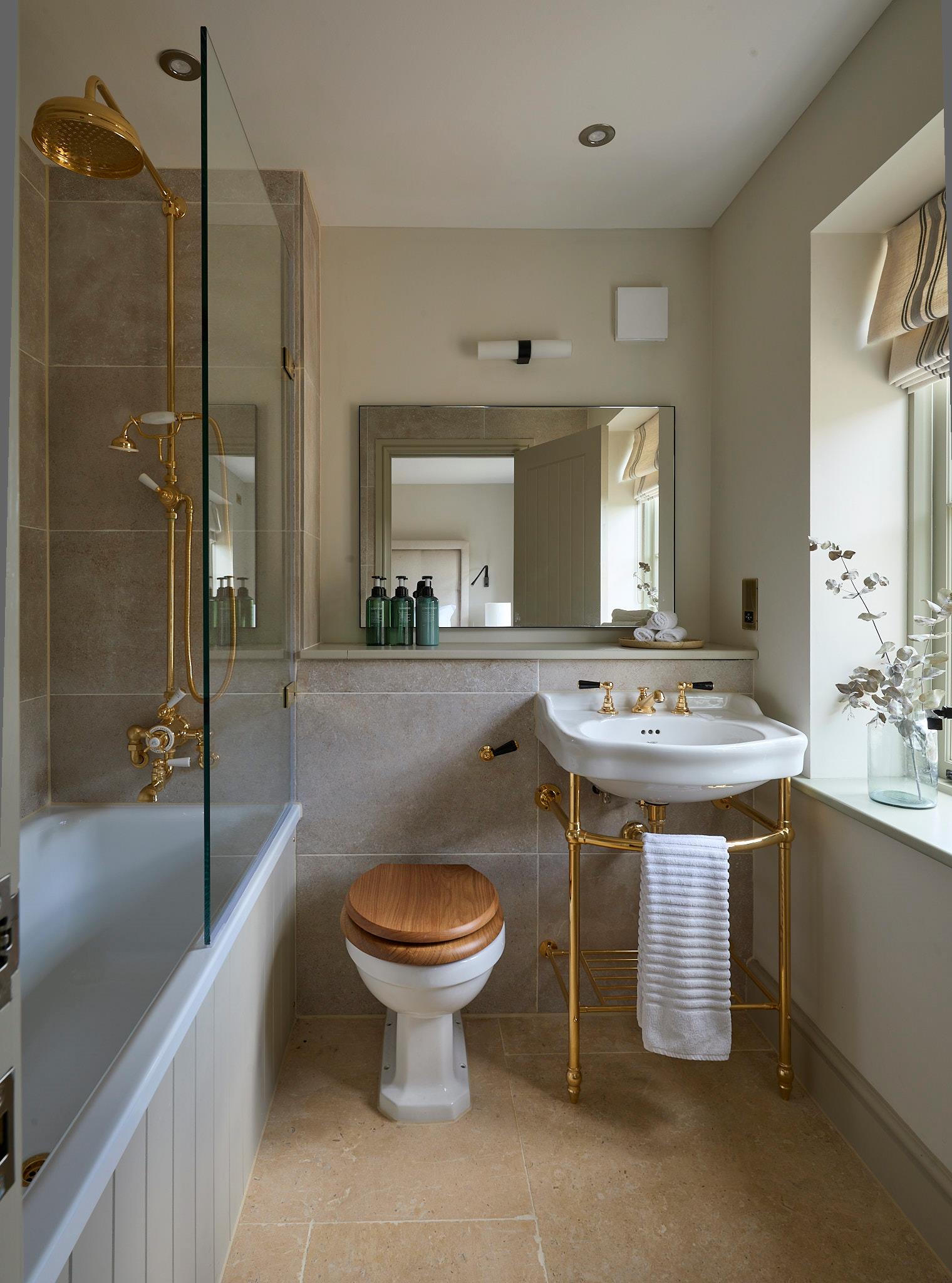 Chadlington, Chipping Norton, Oxfordshire, OX7