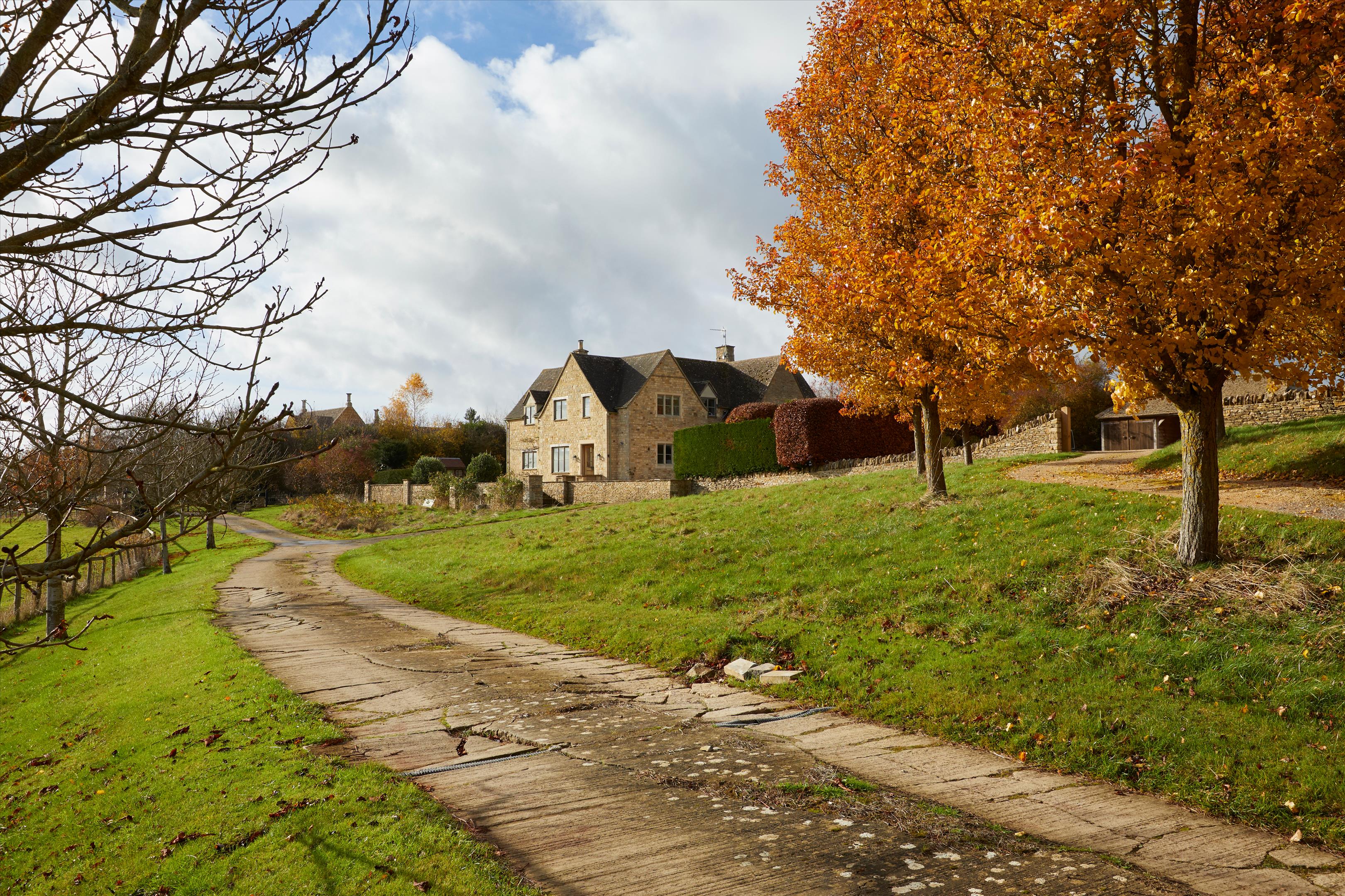 Chadlington, Chipping Norton, Oxfordshire, OX7