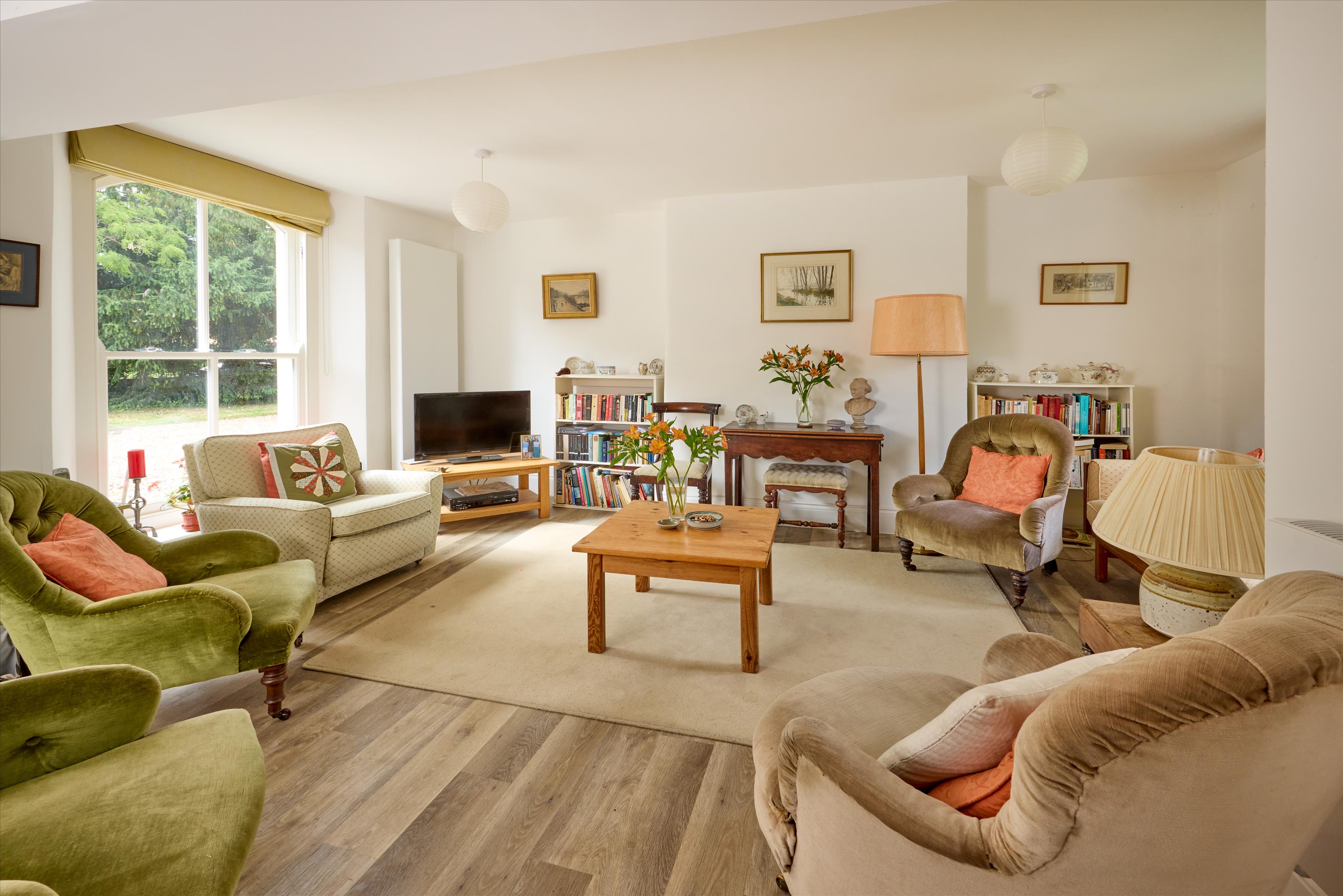 Ascott-Under-Wychwood, Chipping Norton, Oxfordshire, OX7