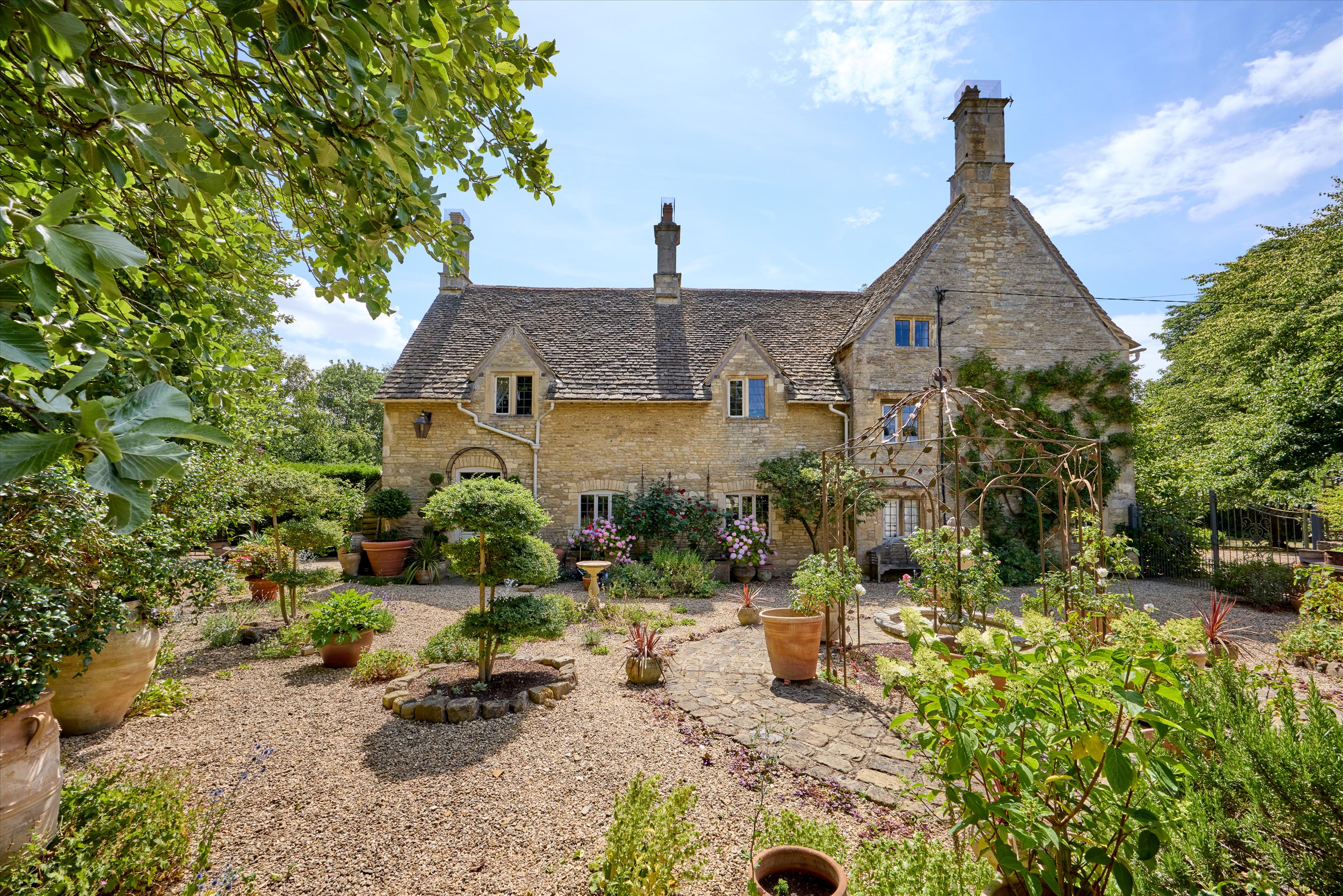 Langford, Lechlade, GL7