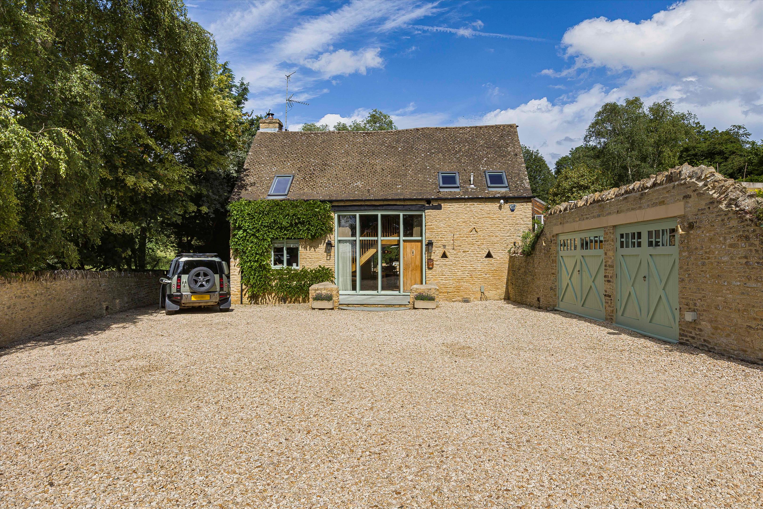 Taston, Chipping Norton, Oxfordshire OX7