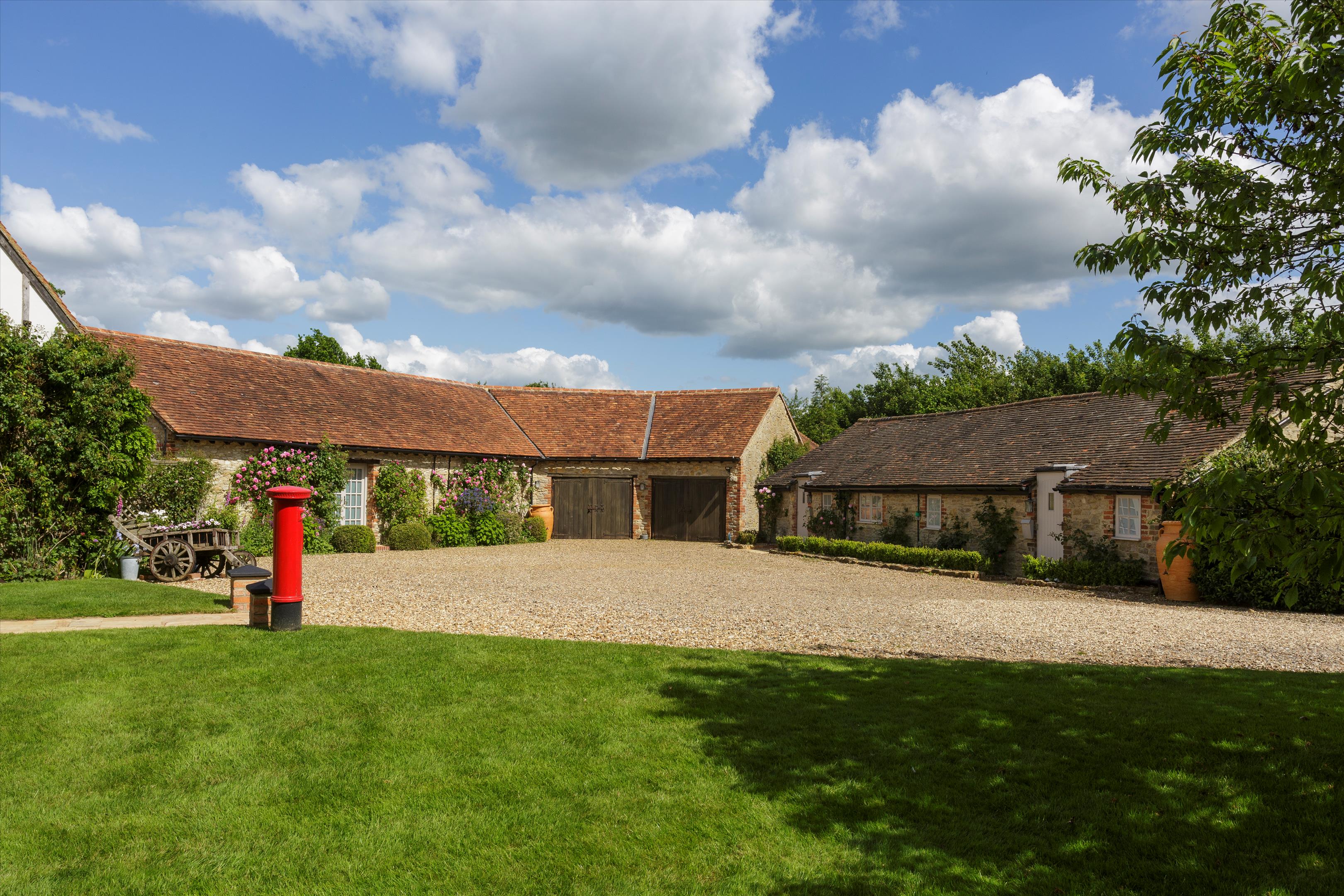 Newington, Wallingford, Oxfordshire OX10.